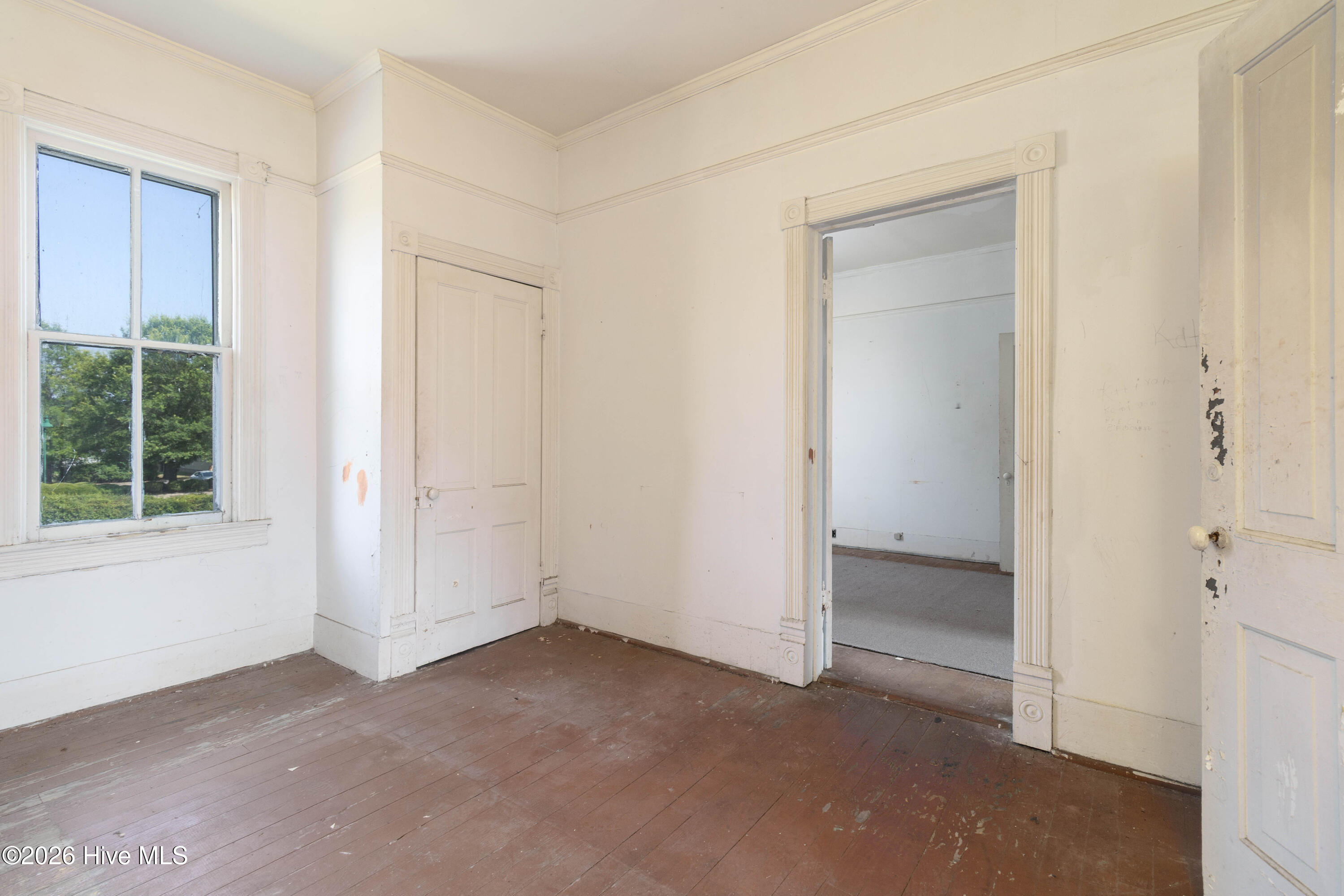 217 E Gale Street Property Photo 20