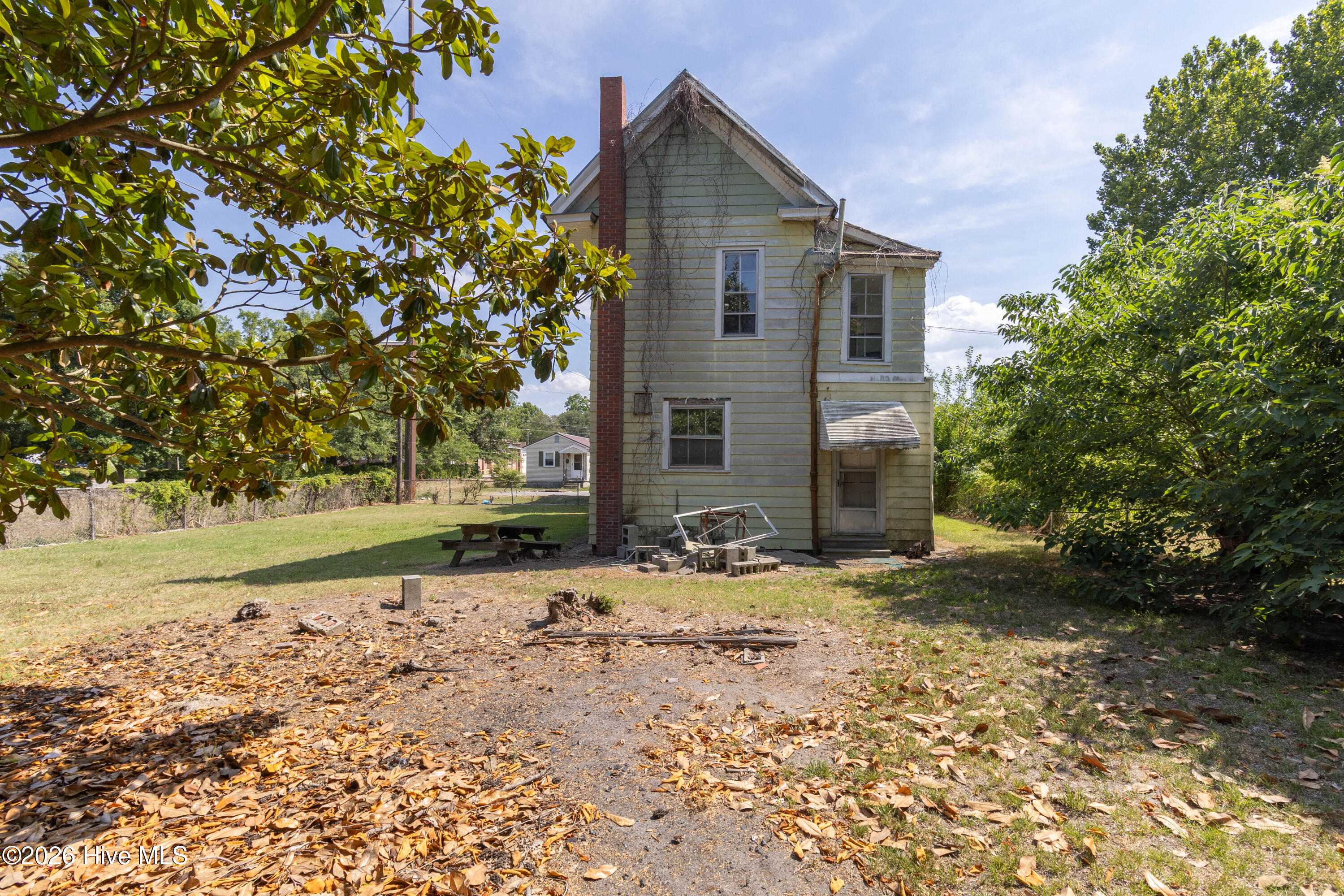 217 E Gale Street Property Photo 26