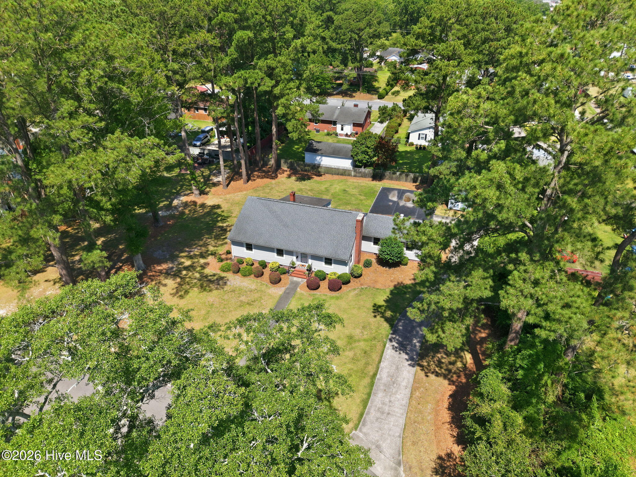 1306 Summit Avenue Property Photo 4