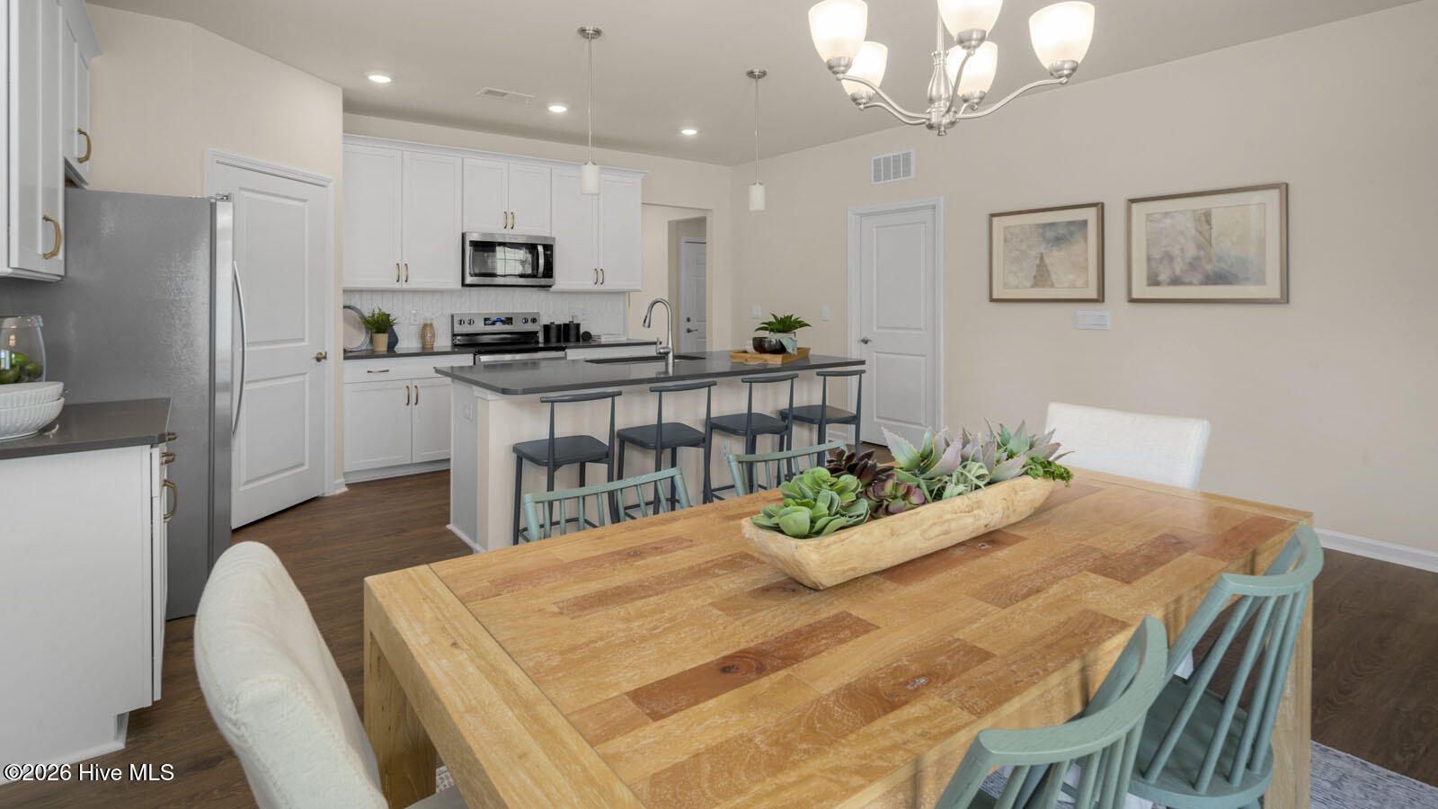 429 Thistle Meadow Lane Property Photo 17