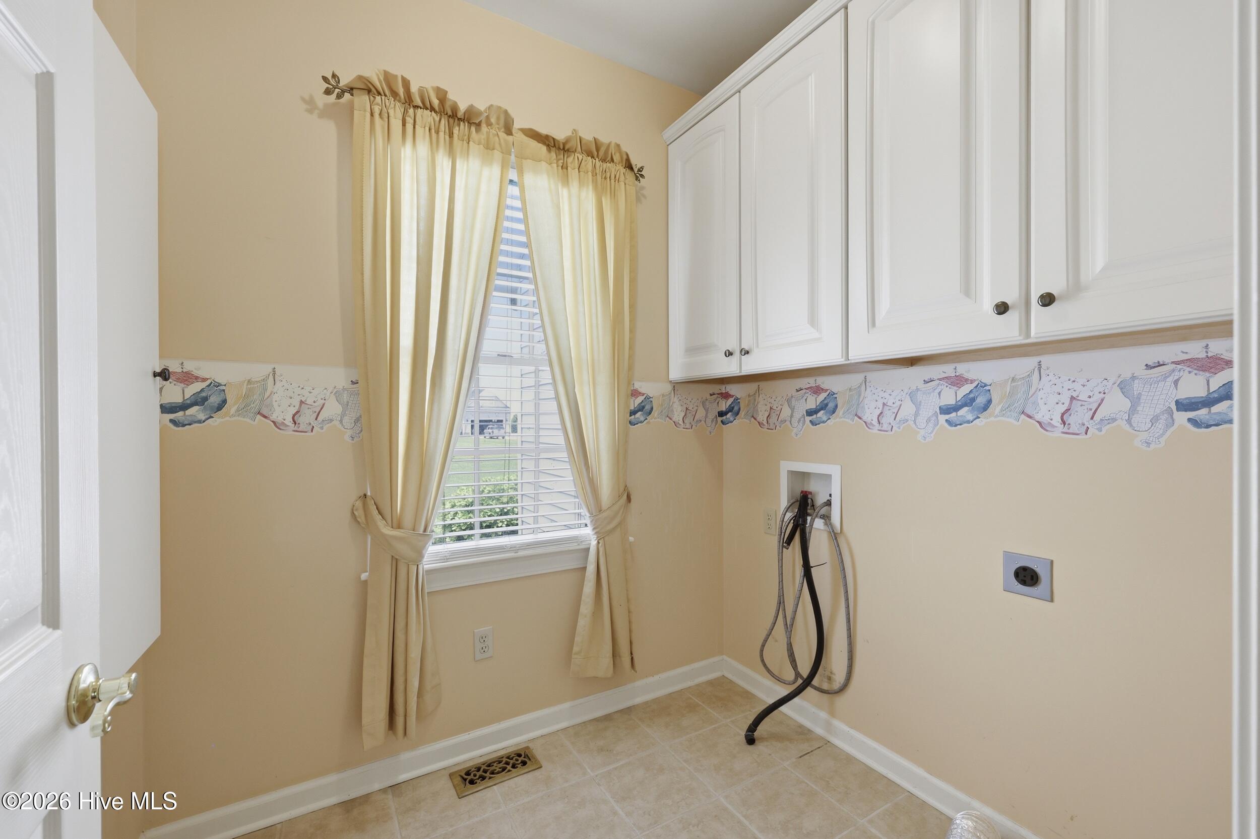 209 Small Drive Property Photo 14