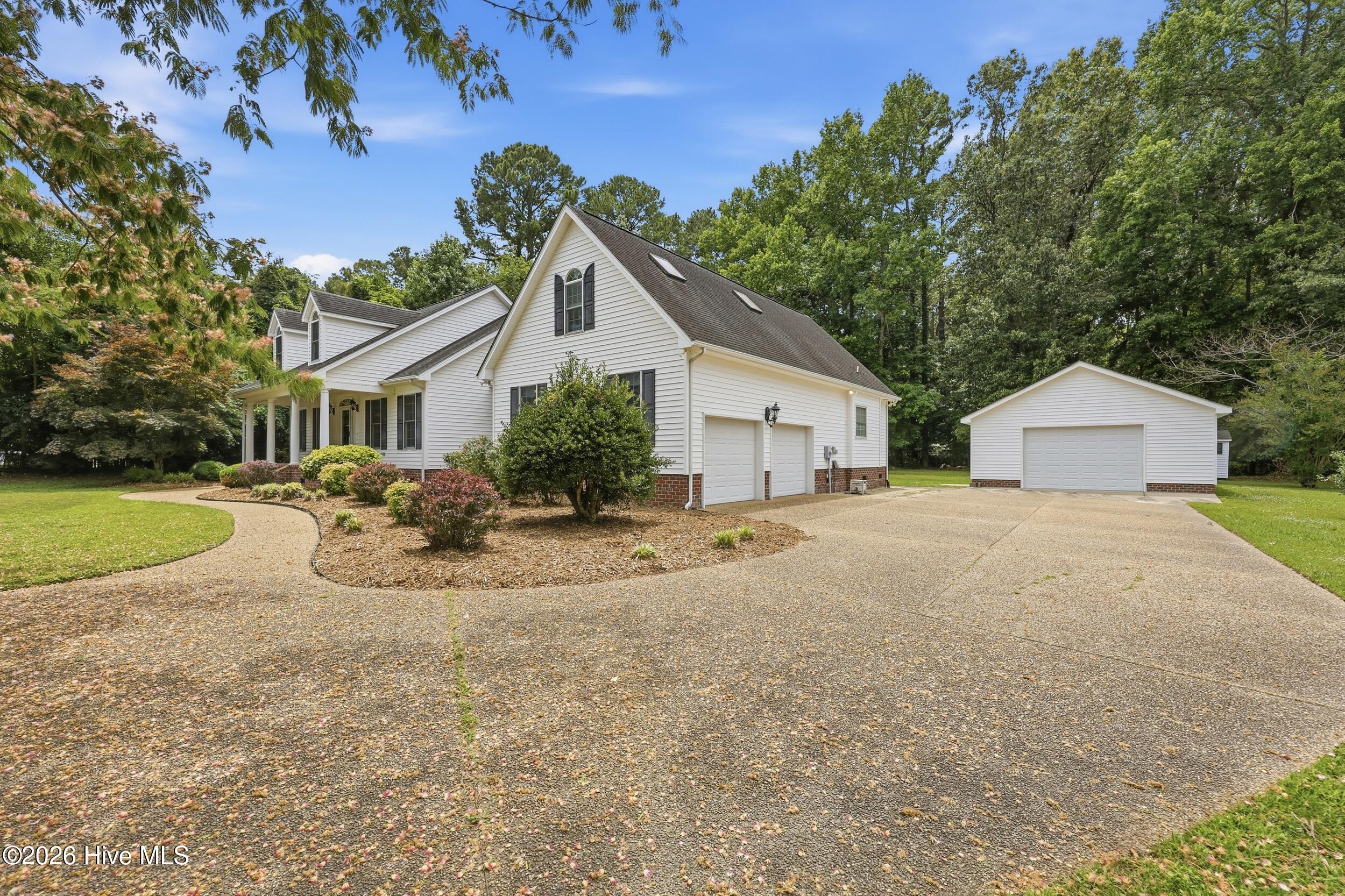 209 Small Drive Property Photo 35