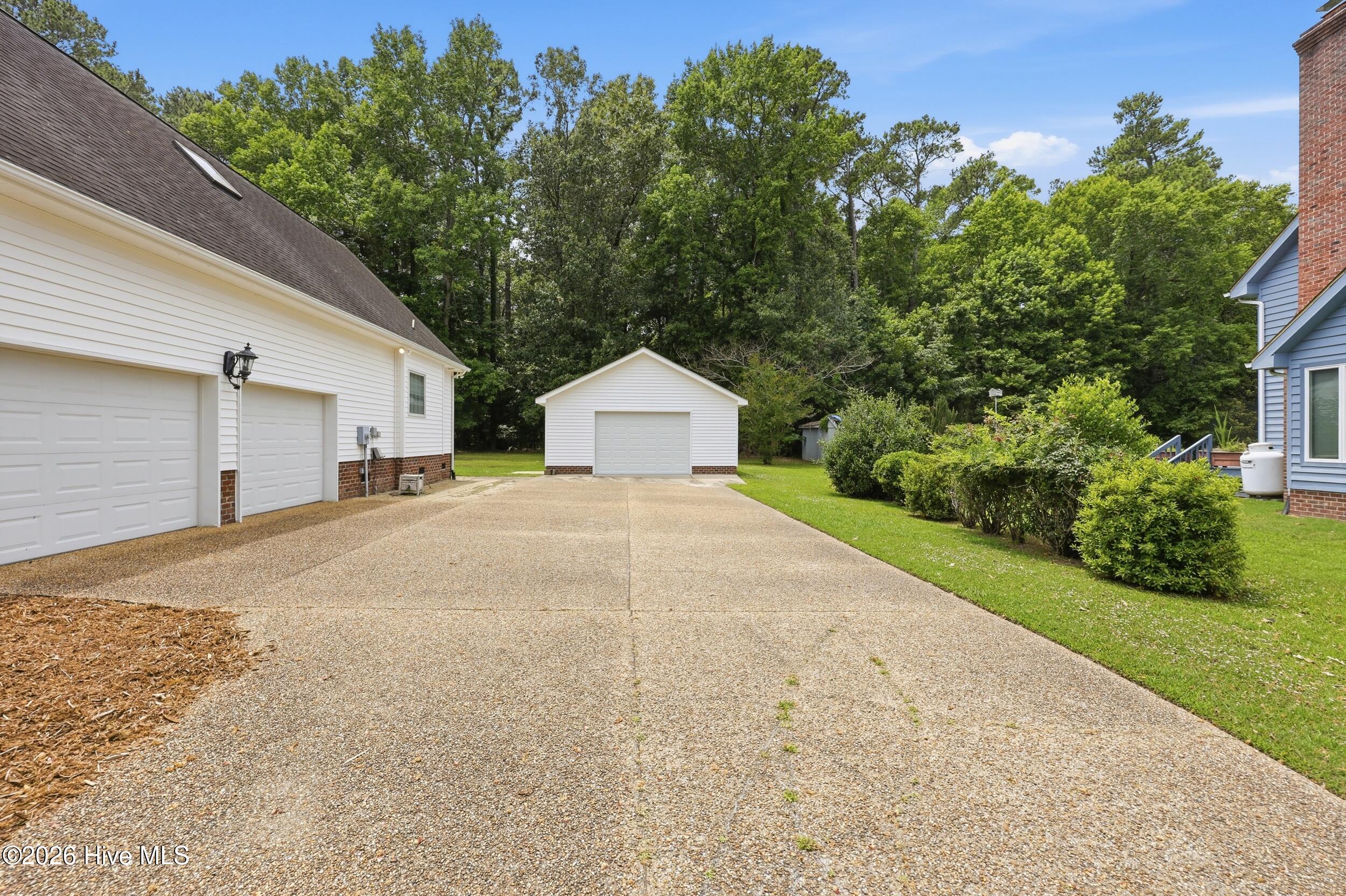 209 Small Drive Property Photo 36