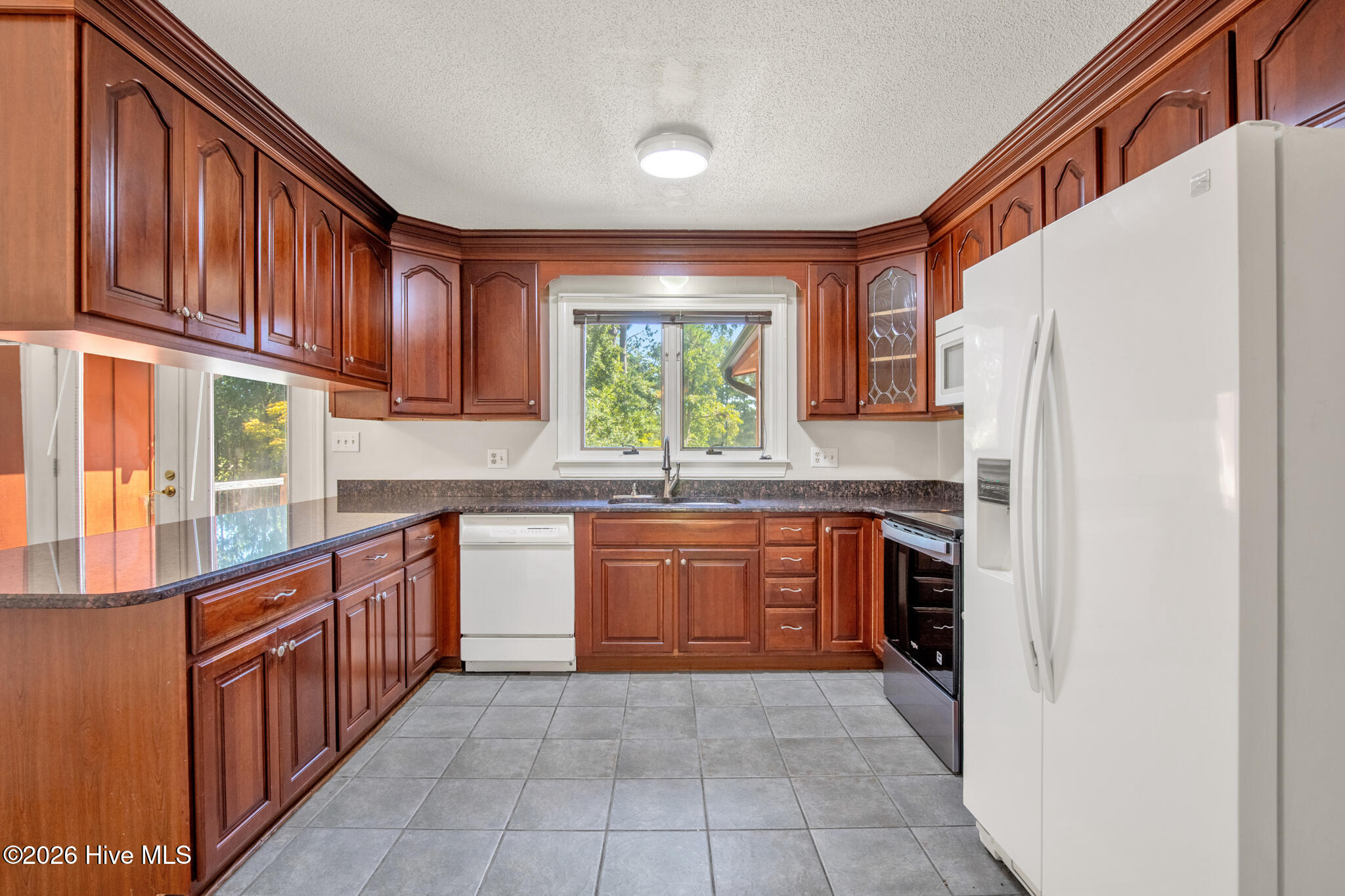 2107 Pinewood Terrace Property Photo 15