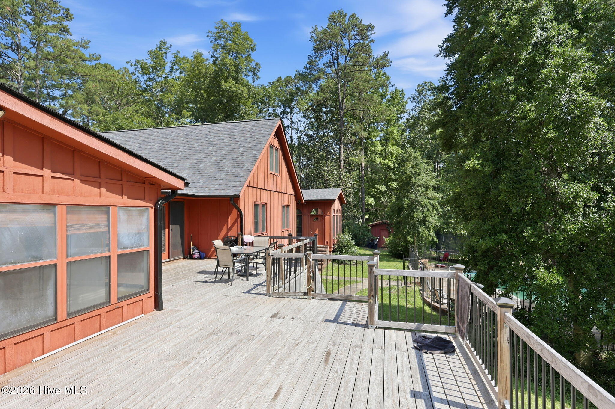 2107 Pinewood Terrace Property Photo 35