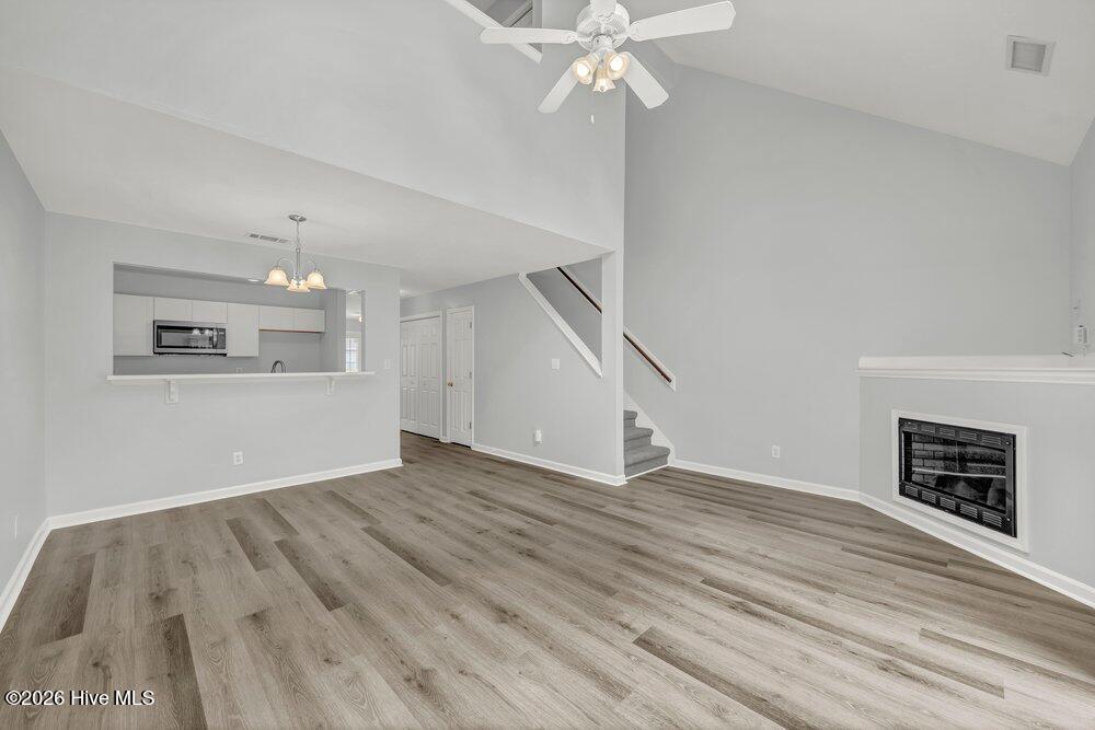 4804 College Road S Unit 31 Property Photo 6