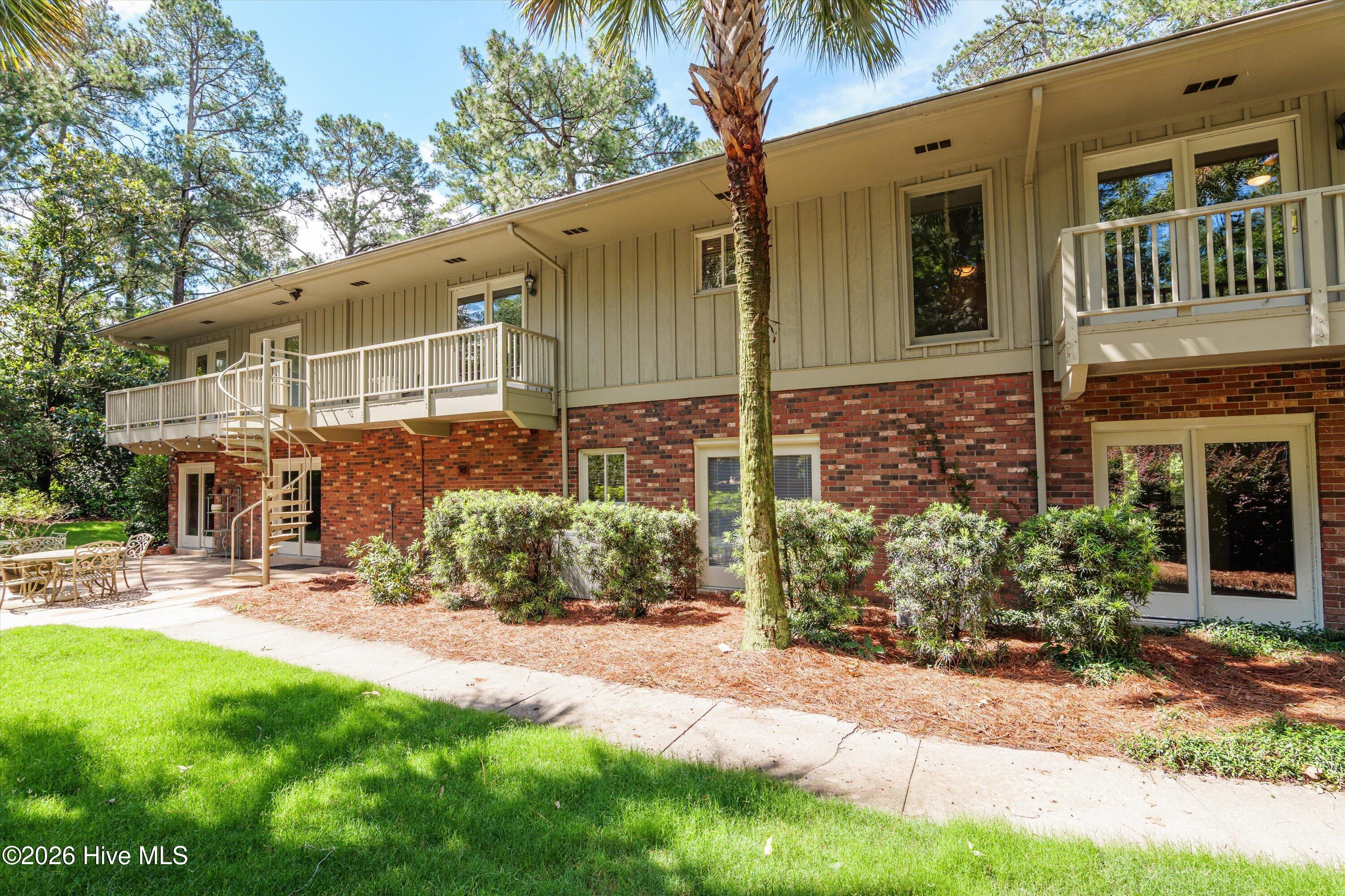 1007 Tamarack Drive Property Photo 1
