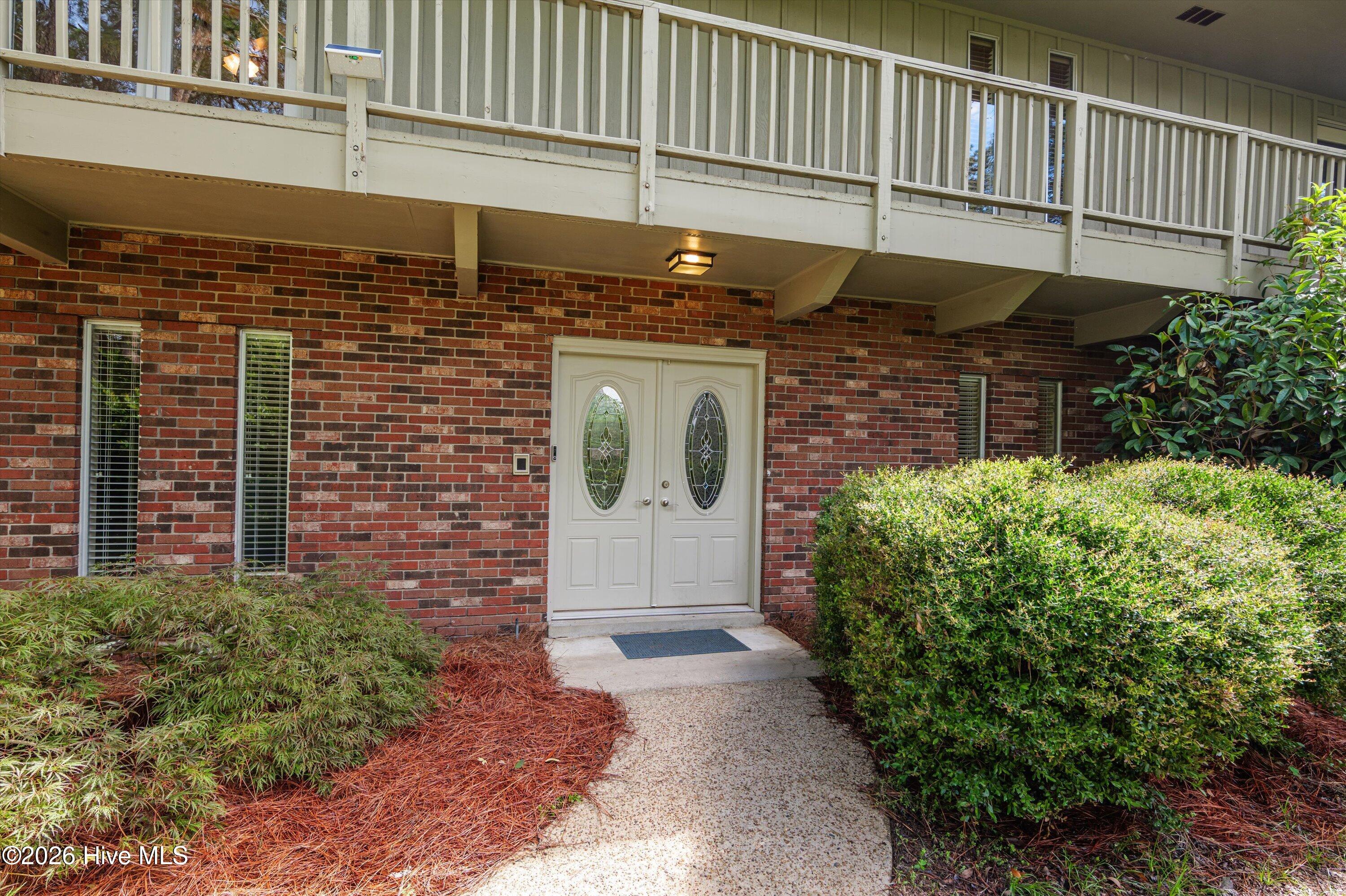 1007 Tamarack Drive Property Photo 5