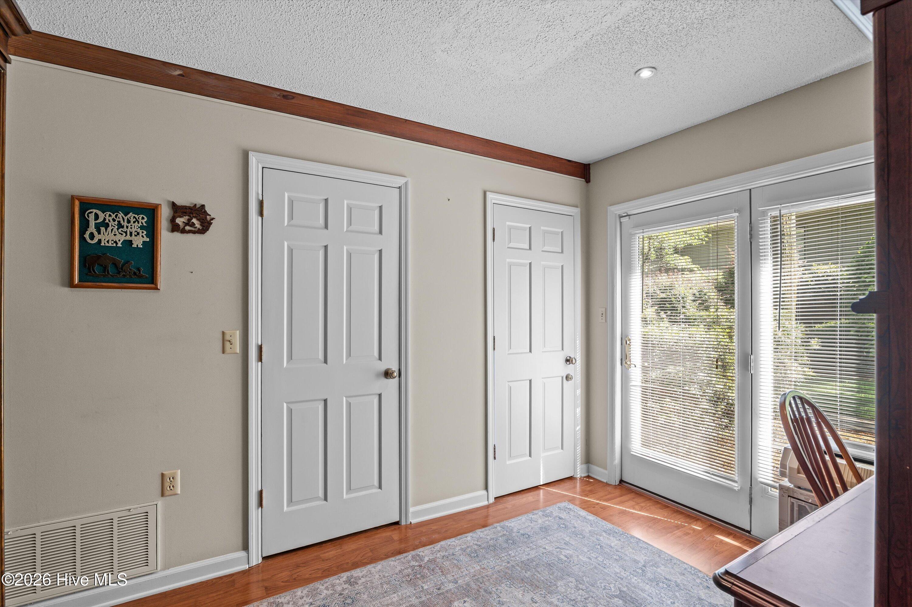 1007 Tamarack Drive Property Photo 43