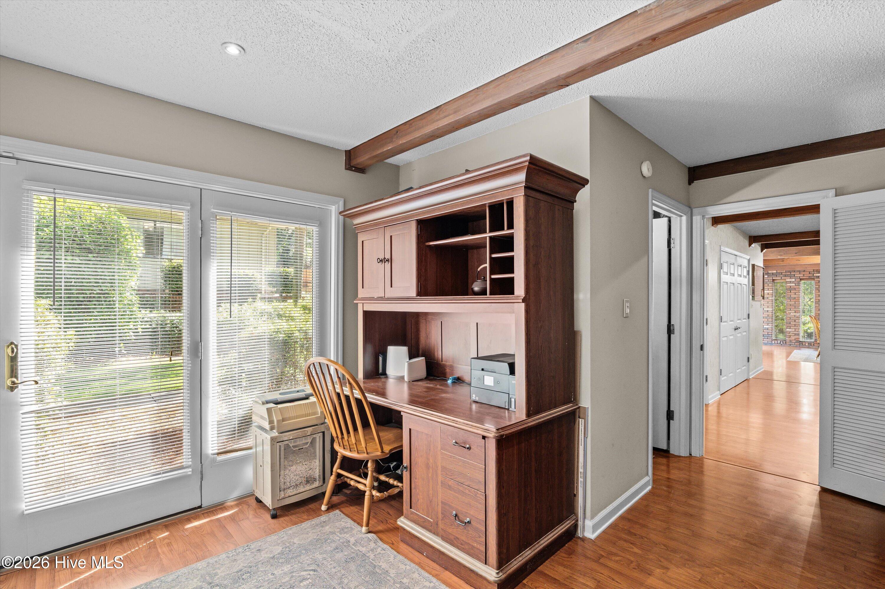 1007 Tamarack Drive Property Photo 44