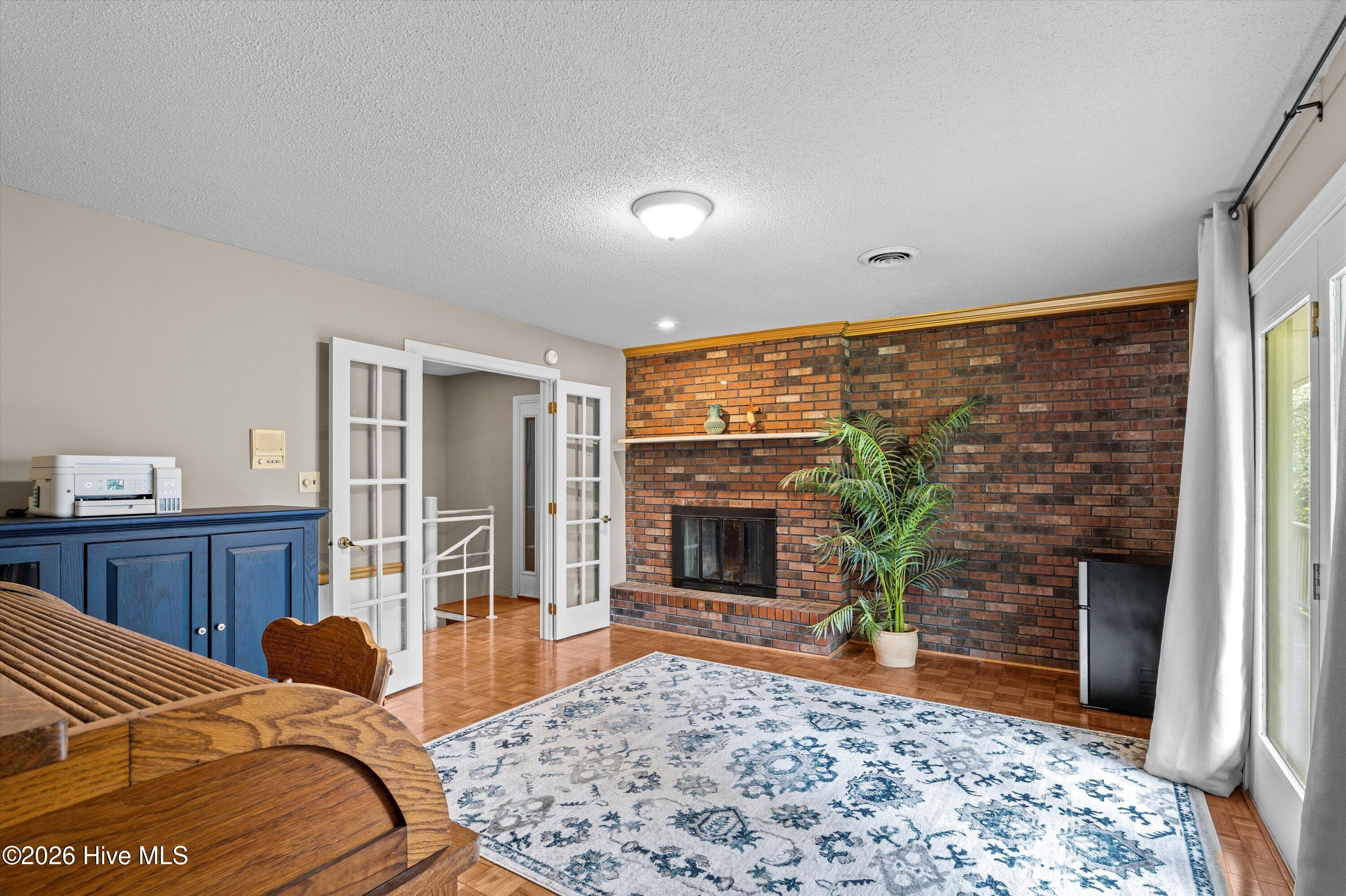 1007 Tamarack Drive Property Photo 52