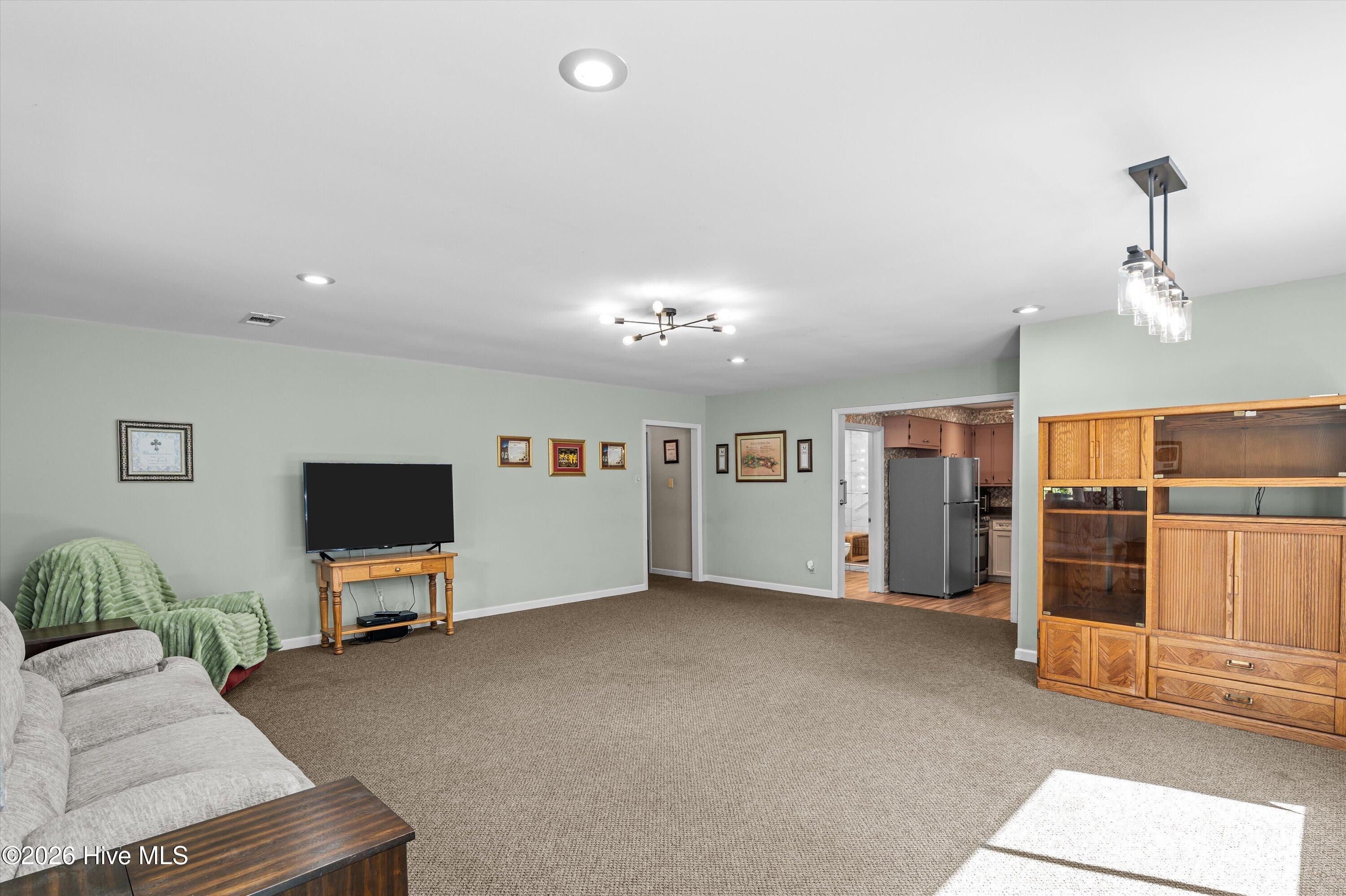 1007 Tamarack Drive Property Photo 68