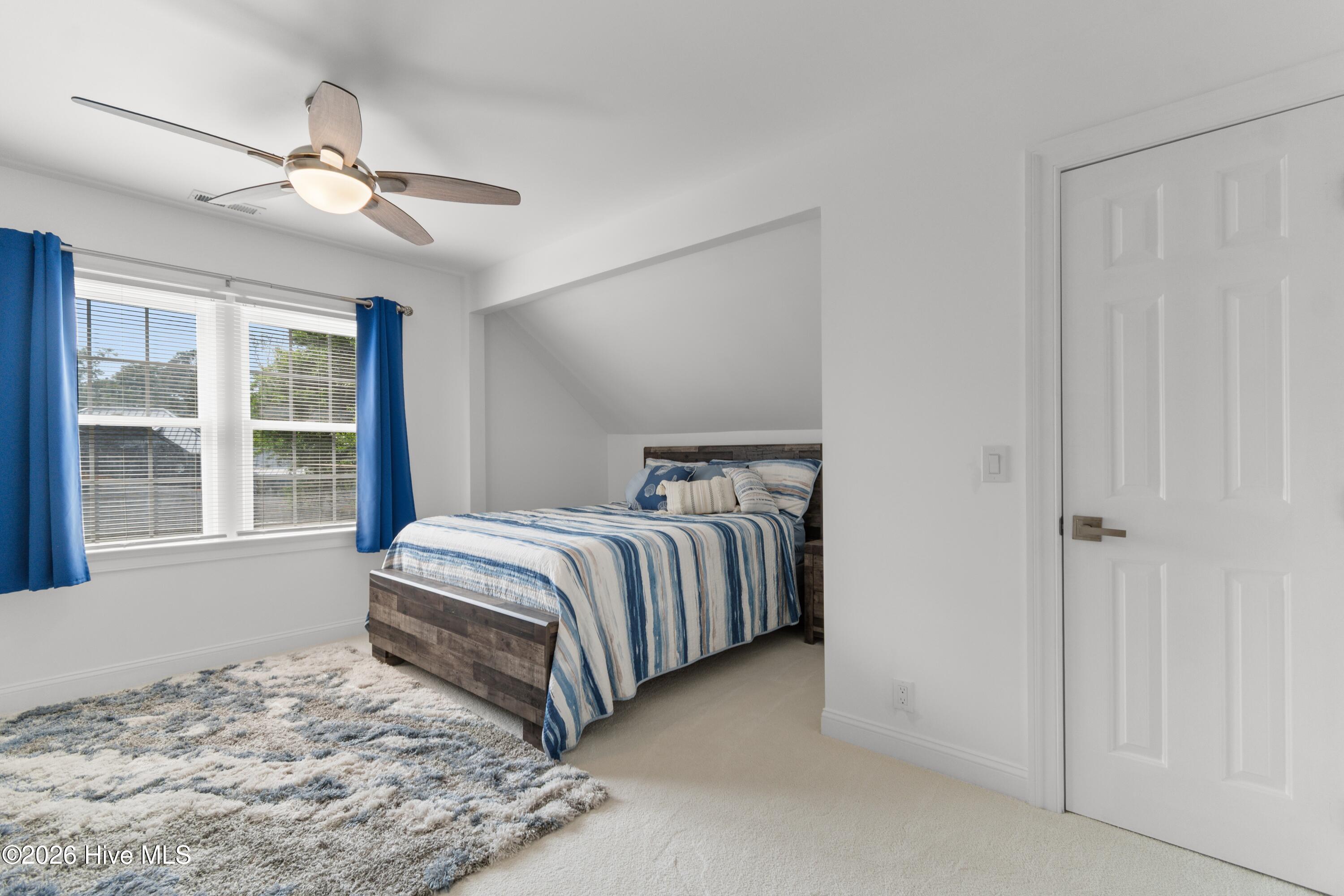 1308 Harbour Watch Sw Property Photo 27