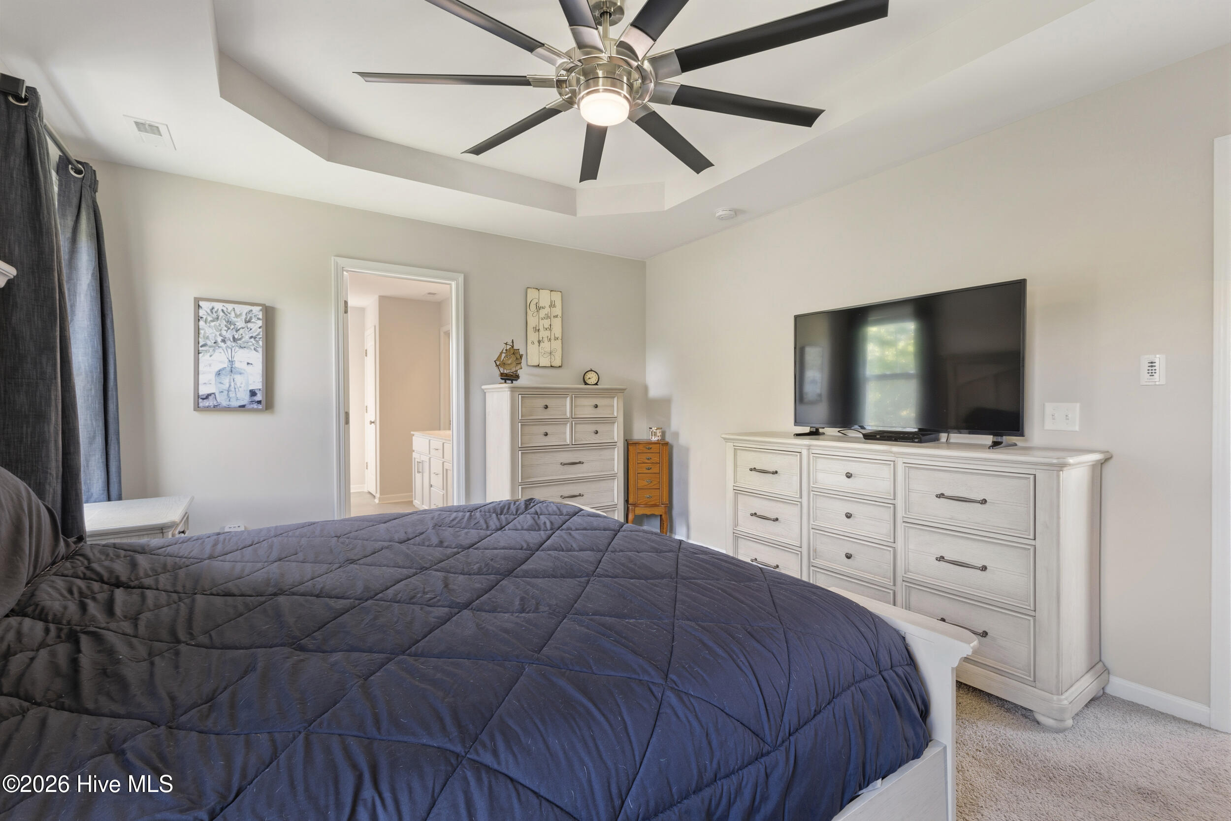 554 Avendale Drive Property Photo 18