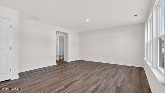 290 Palm Drive Property Photo 6