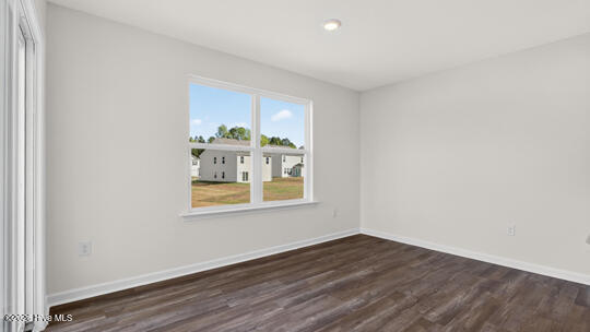 290 Palm Drive Property Photo 15