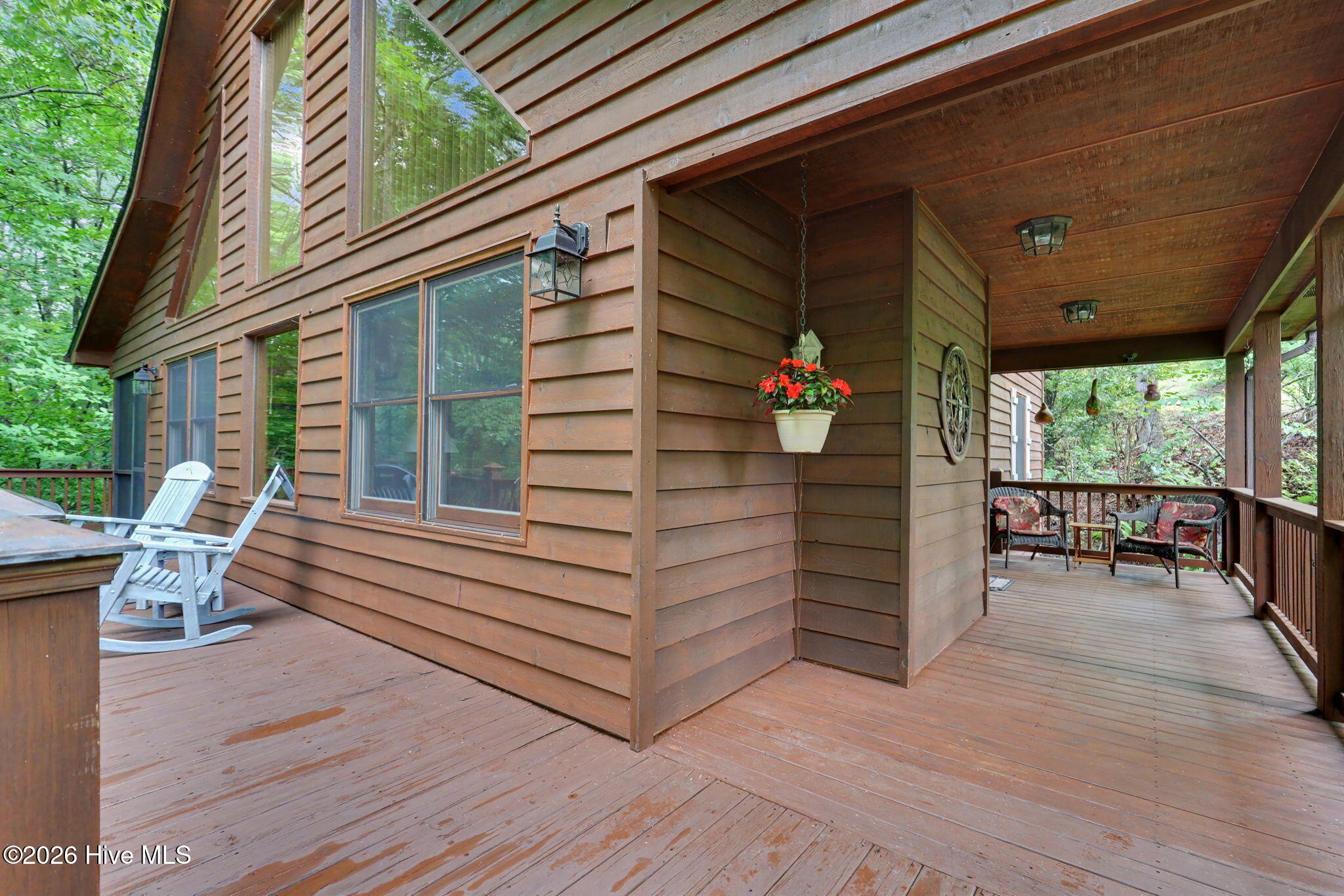 71 Lawrence Drive Property Photo 22
