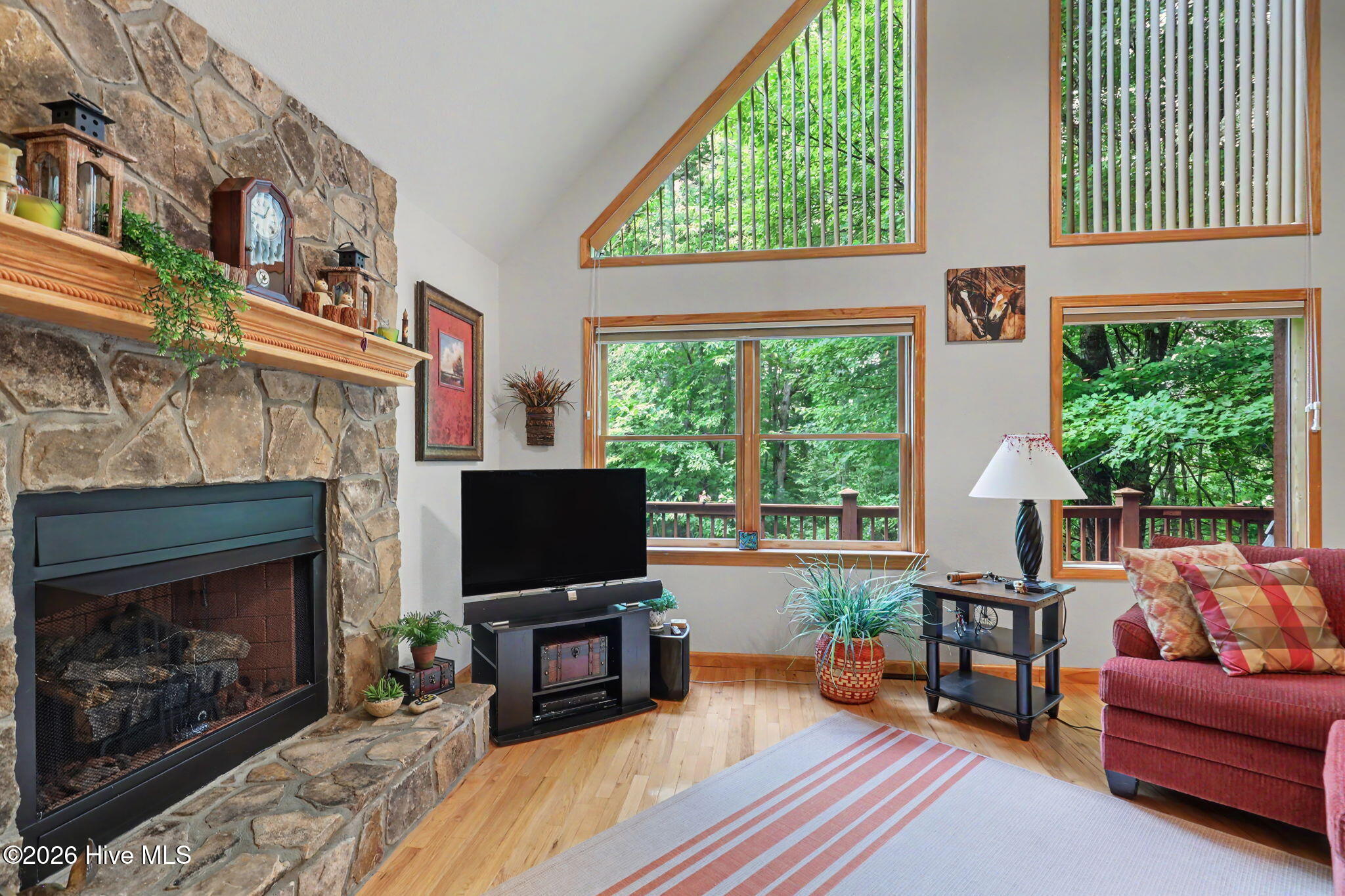71 Lawrence Drive Property Photo 25