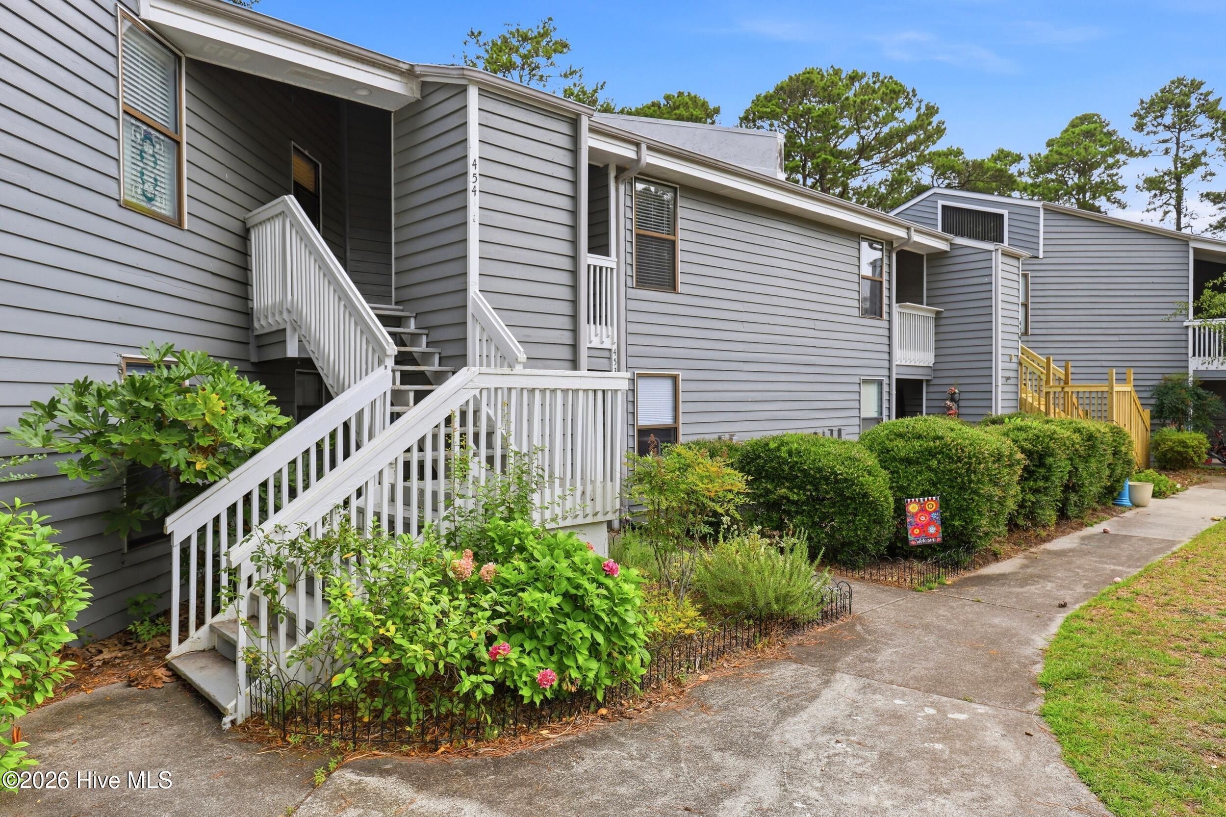 718 Azalea Drive 454 Property Photo 1