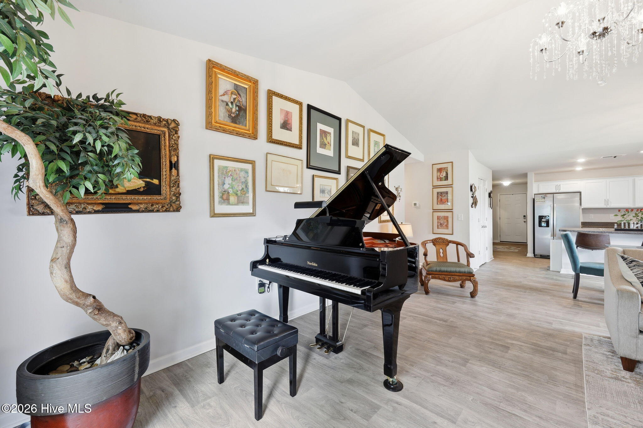 102 Jessica Court Property Photo 10