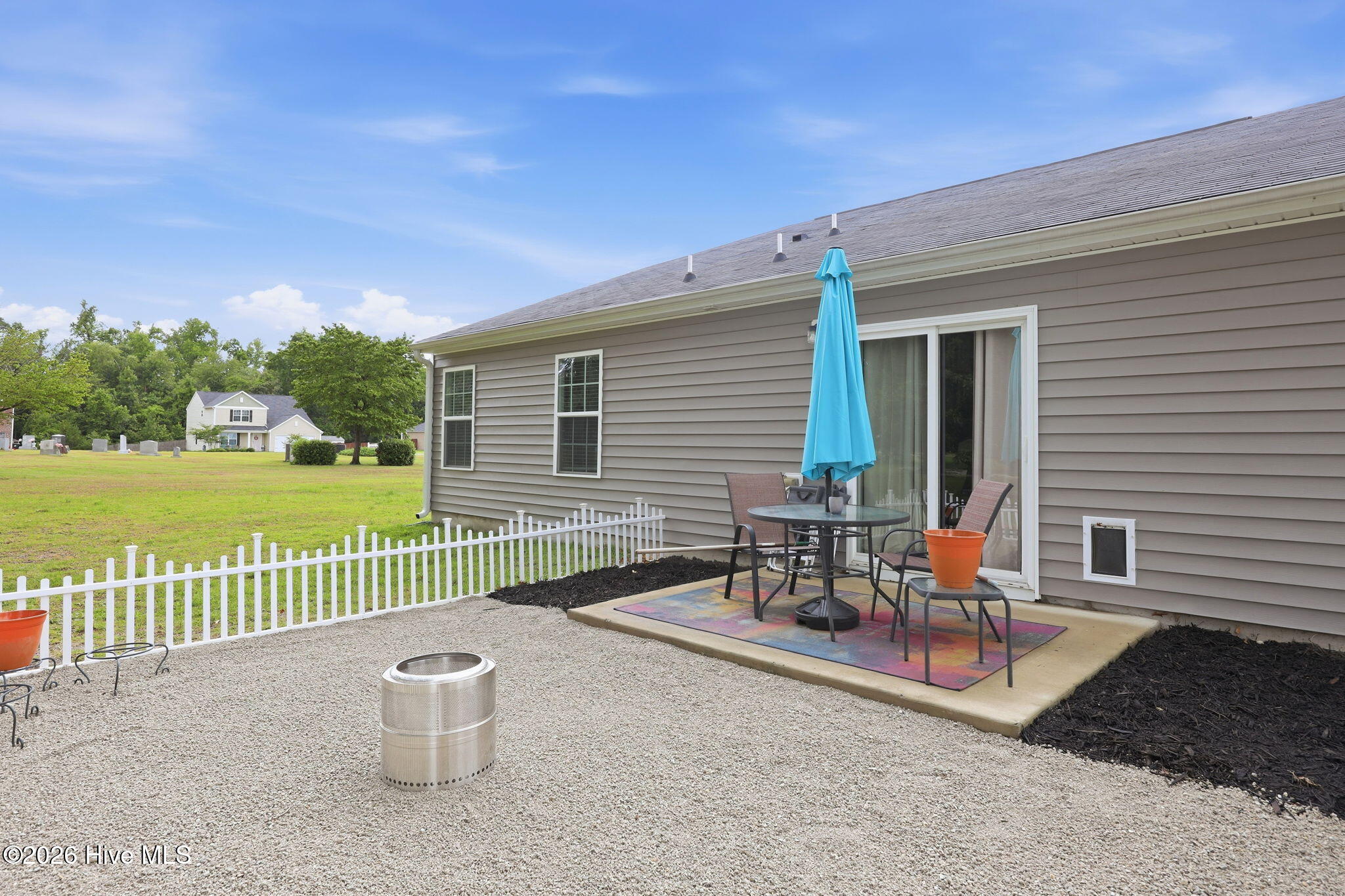 102 Jessica Court Property Photo 23