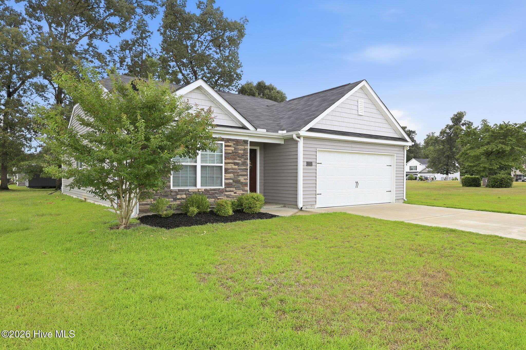 102 Jessica Court Property Photo 26