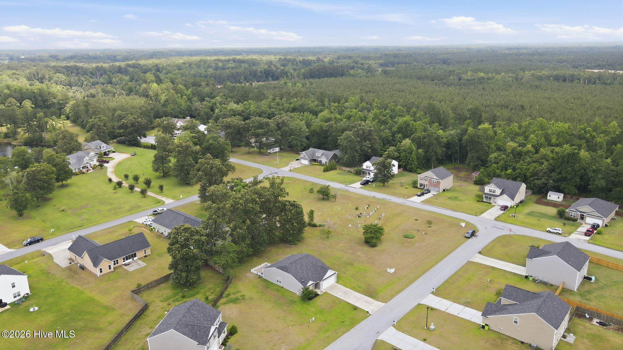 102 Jessica Court Property Photo 28