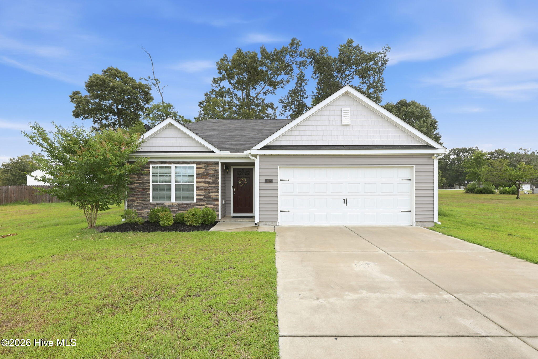 102 Jessica Court Property Photo 36