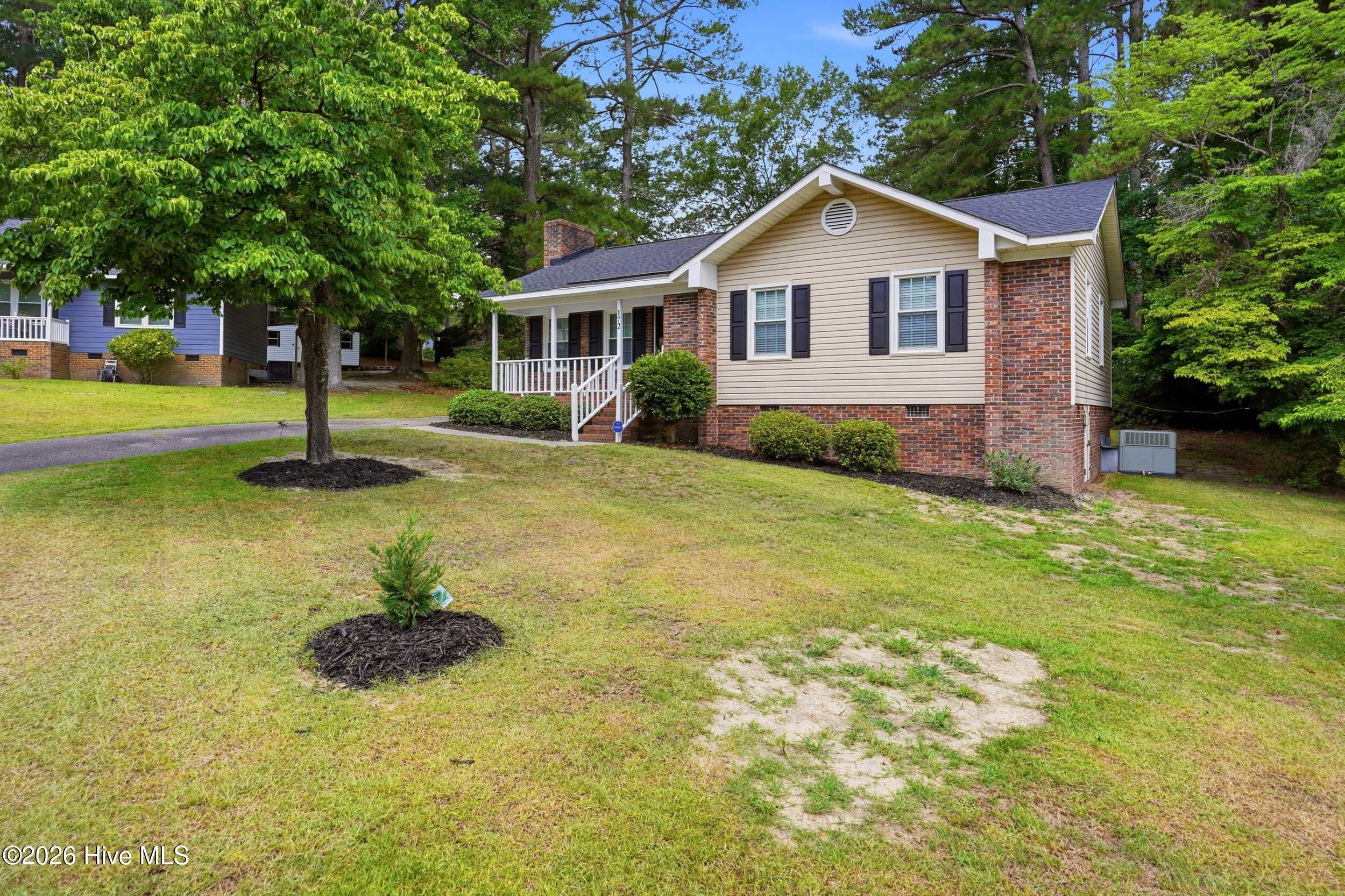 172 Evergreen Court Property Photo 1