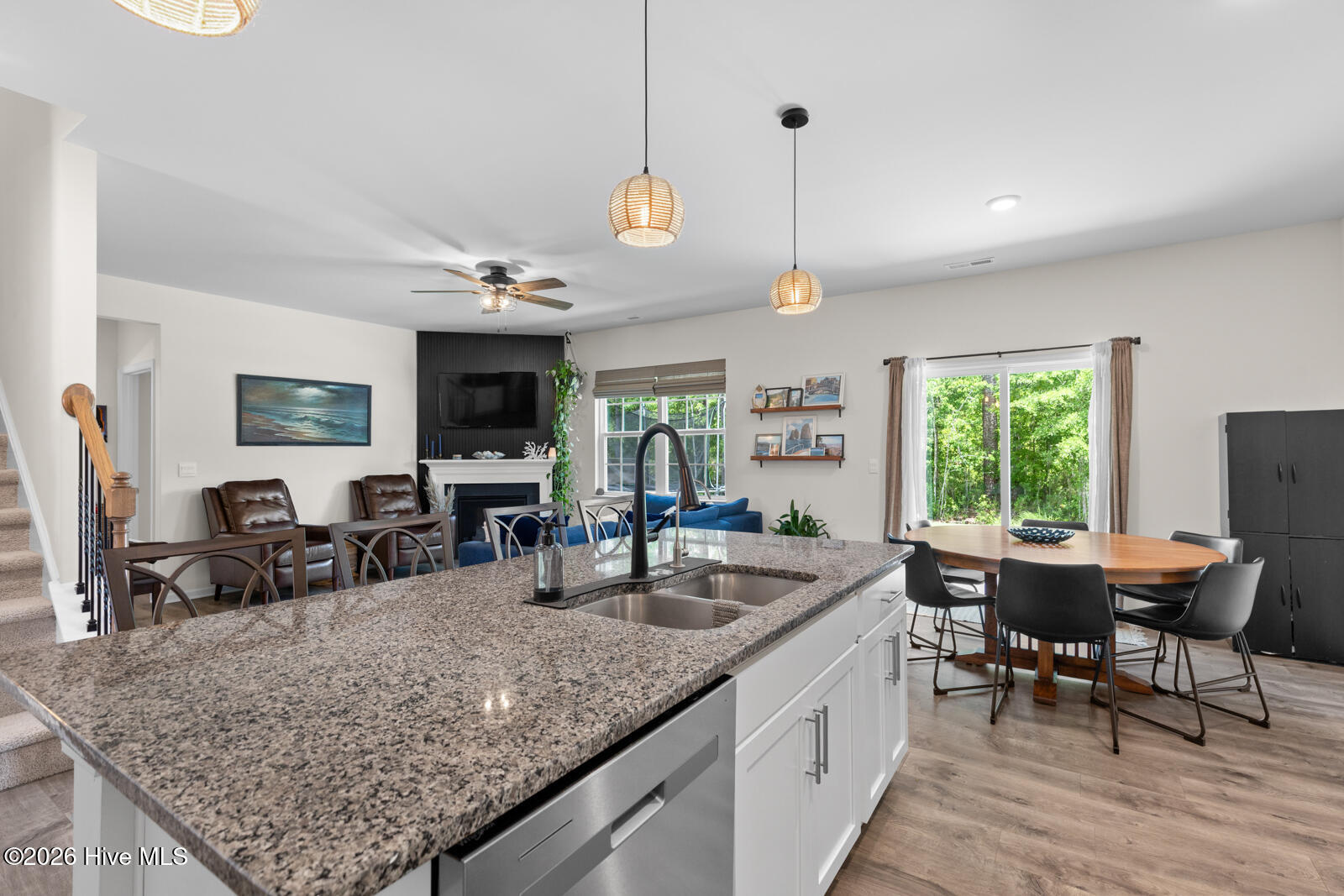 1013 Ella Bengel Drive Property Photo 15