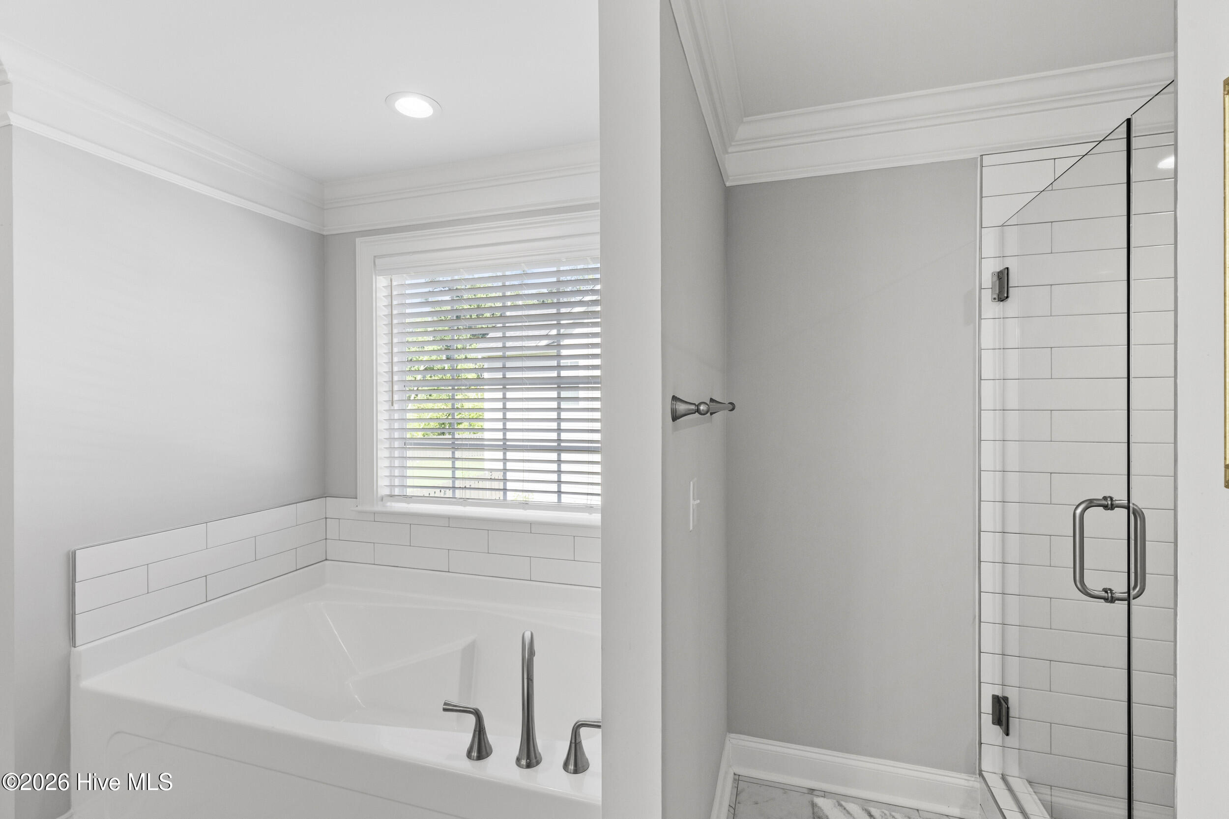 756 Nuttall Street Property Photo 26