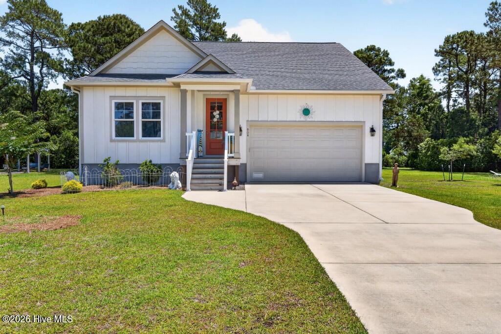 904 Sea Holly Court Property Photo 1