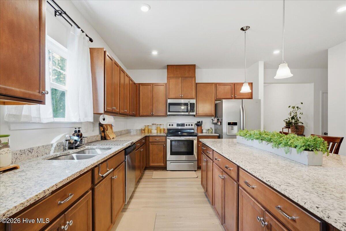5775 Huntington Park Drive Property Photo 11