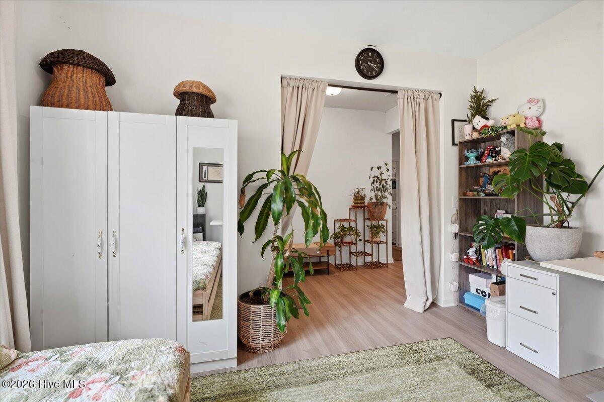 5775 Huntington Park Drive Property Photo 18