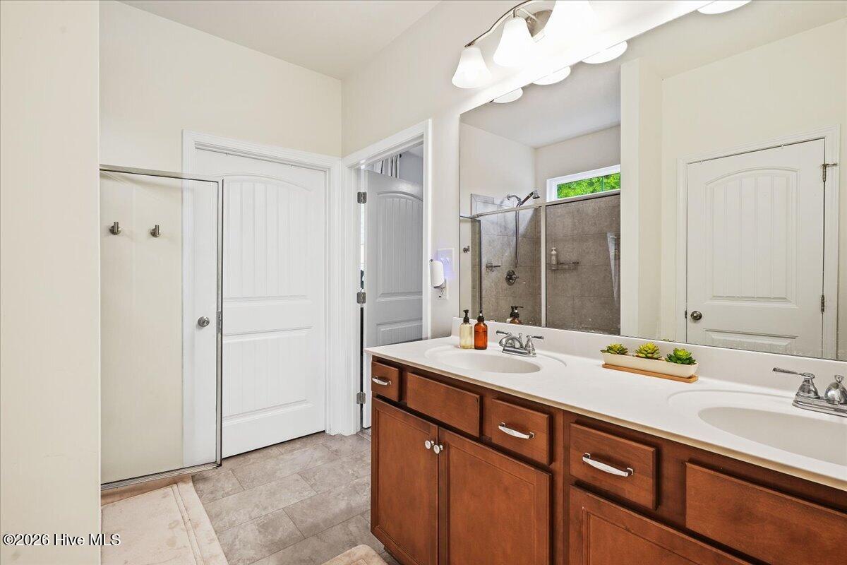 5775 Huntington Park Drive Property Photo 26