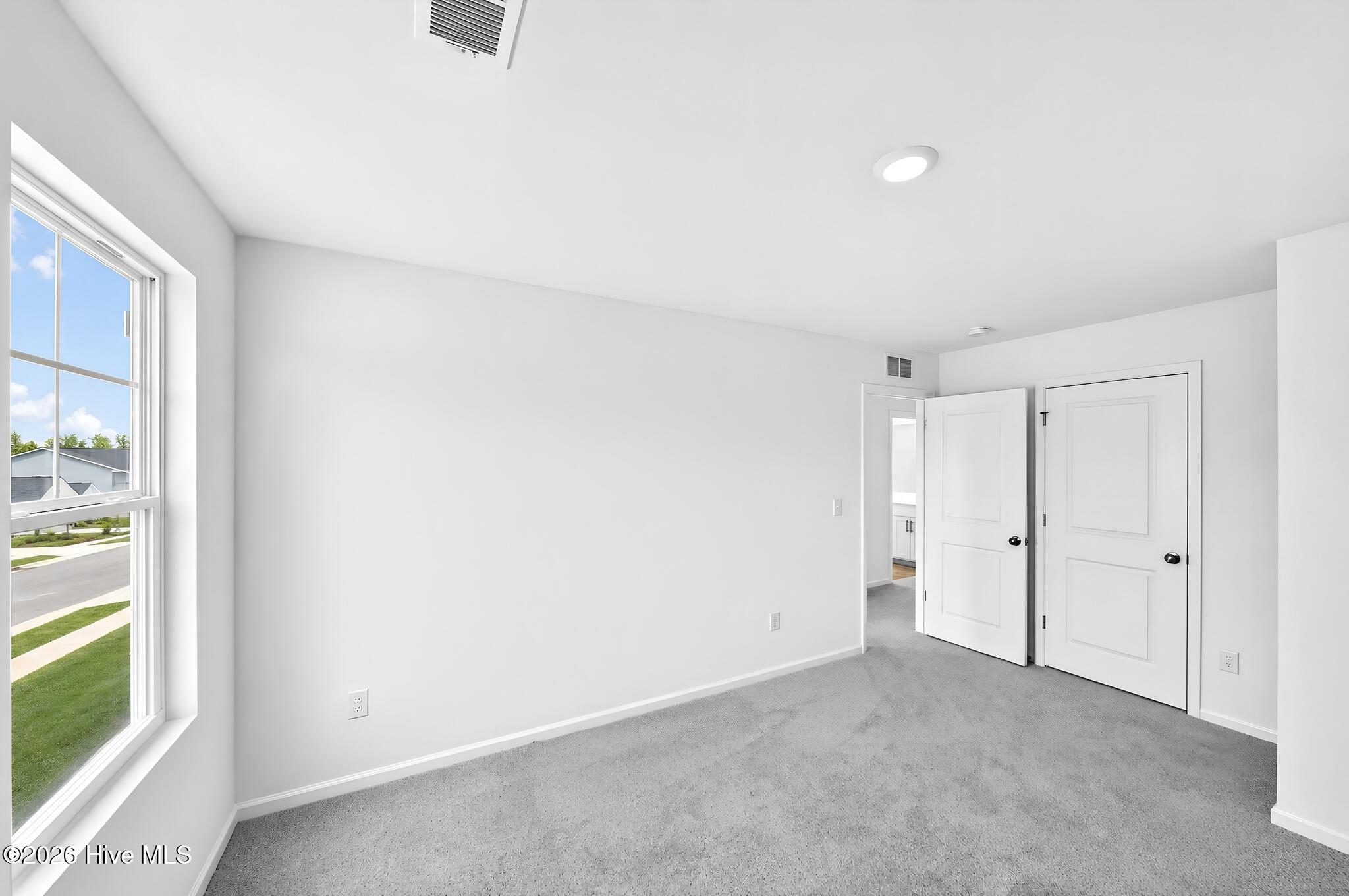 5908 Mill Stone Way W Property Photo 8