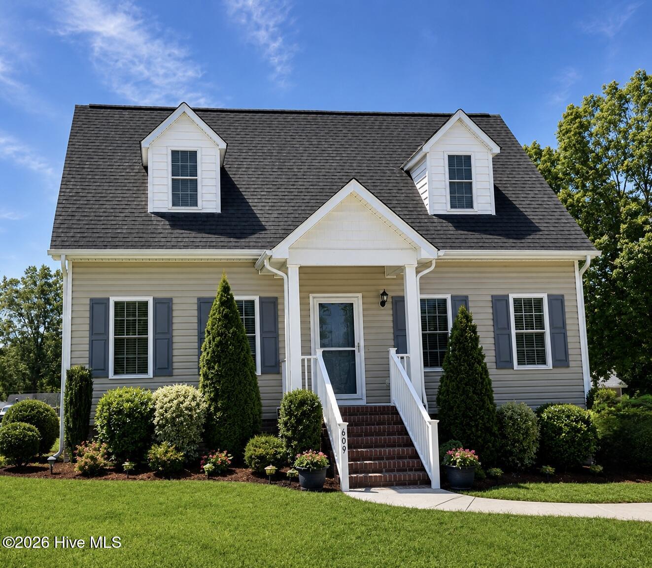 609 Haley Drive Property Photo 1