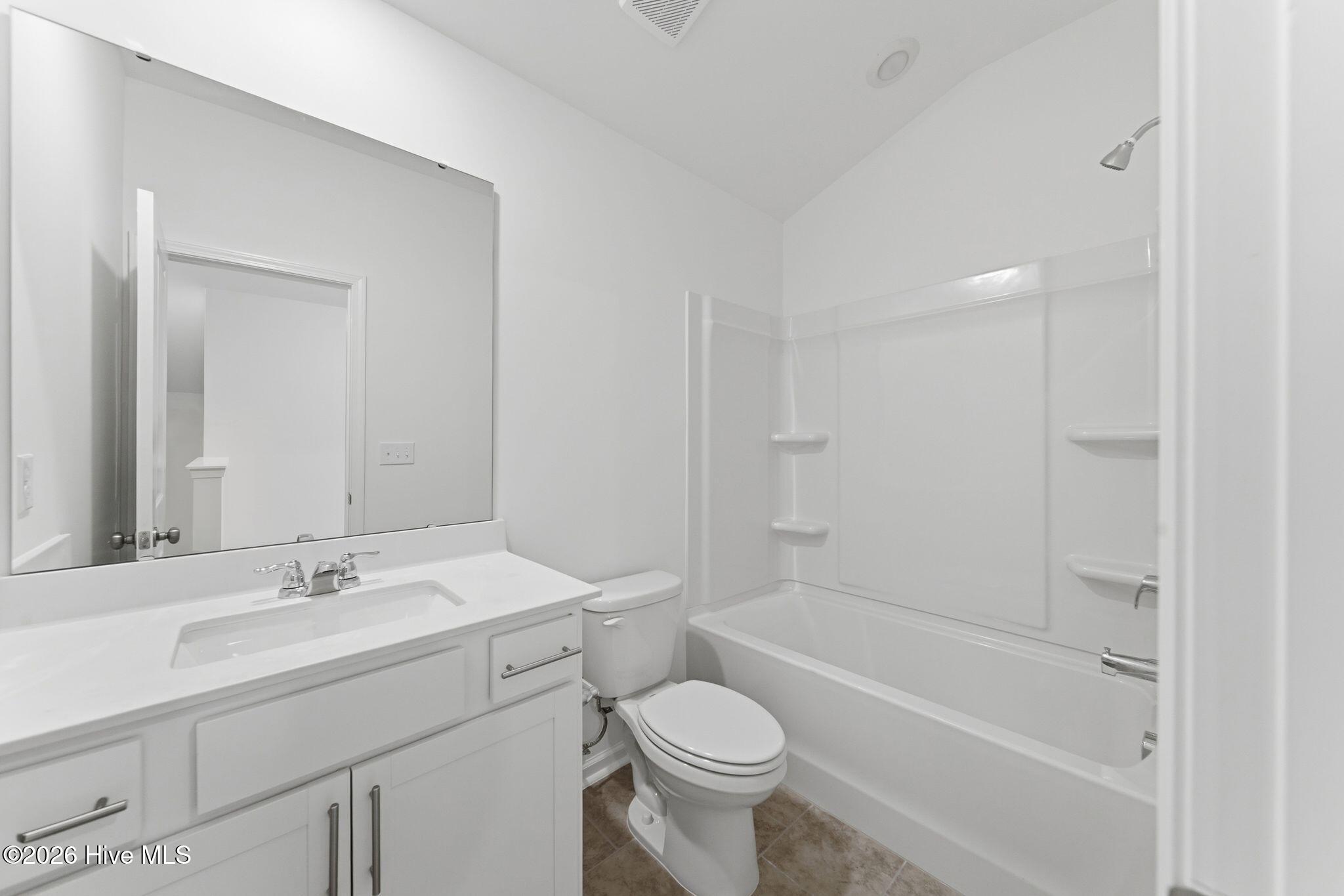 5912 Mill Stone Way W Property Photo 16