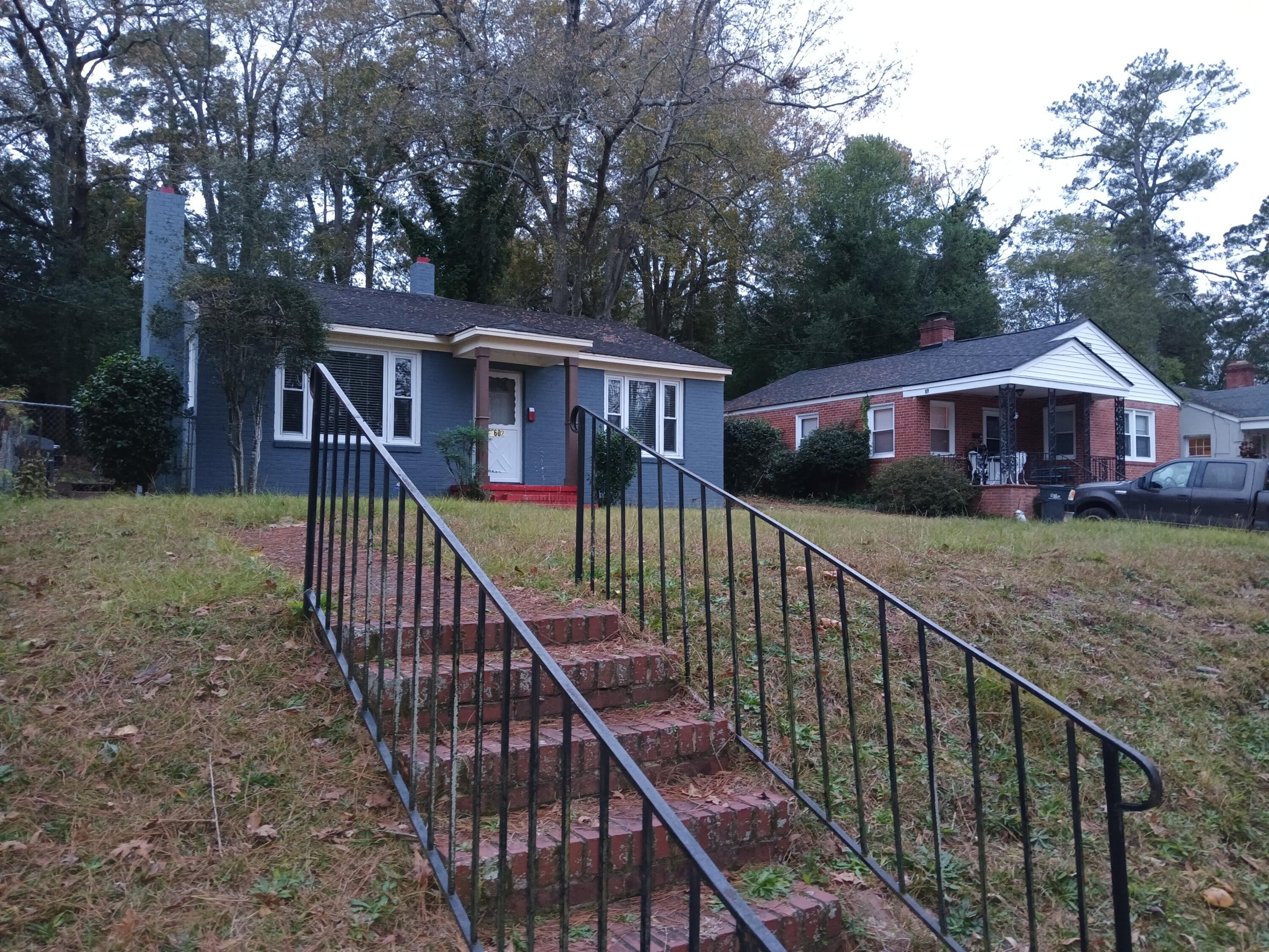 2602 Hazel Street Property Photo 2