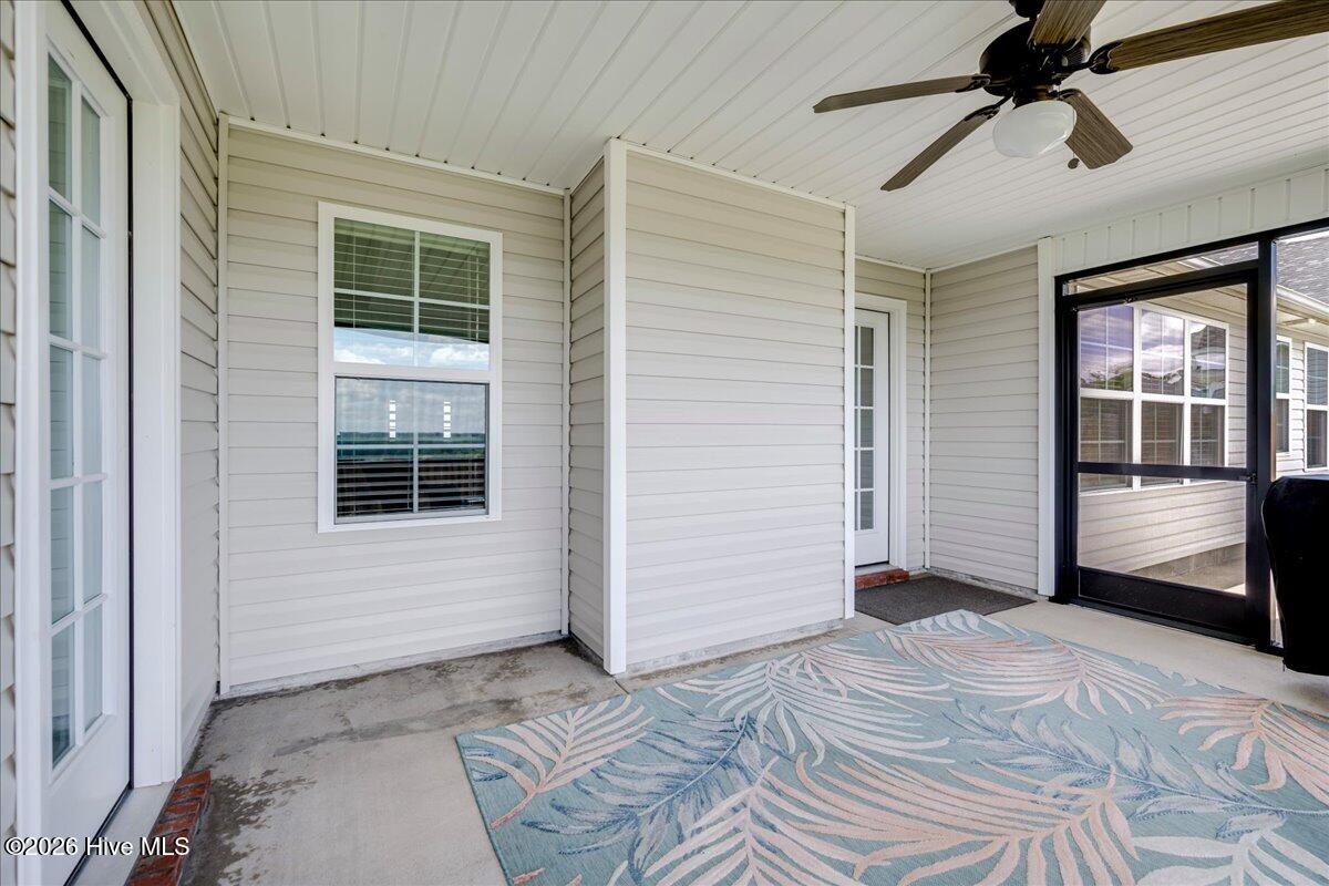 2096 Fordham Drive Property Photo 33