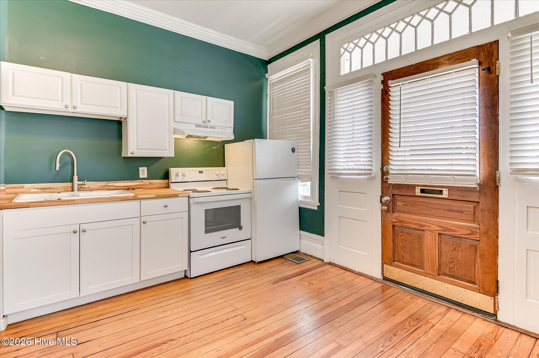 410 4th Street Property Photo 6