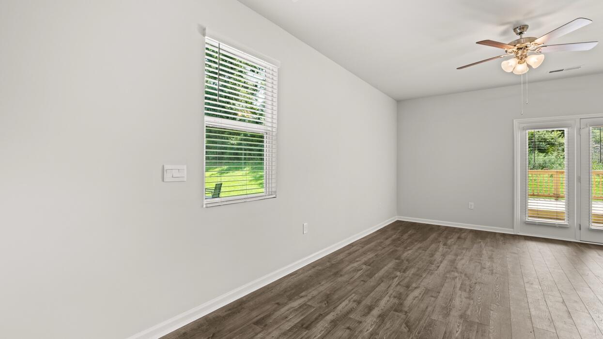 984 Captains Court Property Photo 15