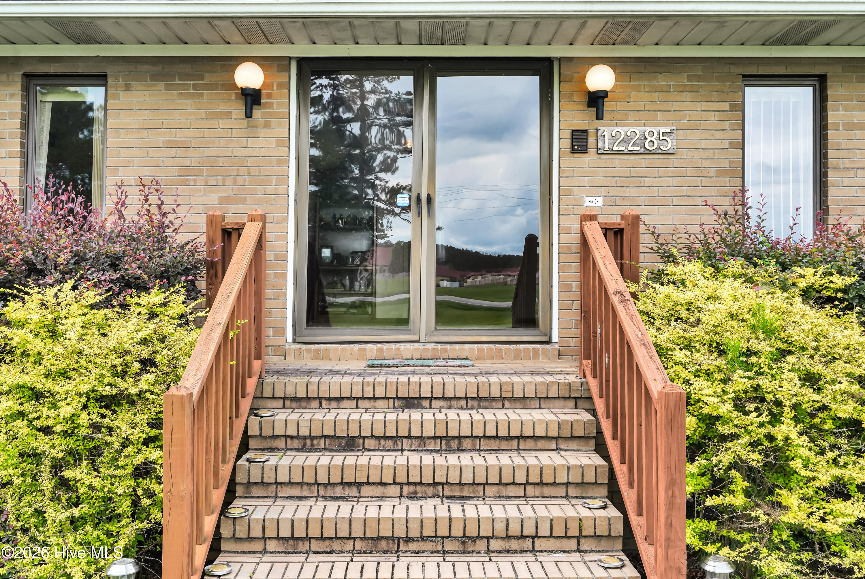 12285 Us Highway 421 Property Photo 2