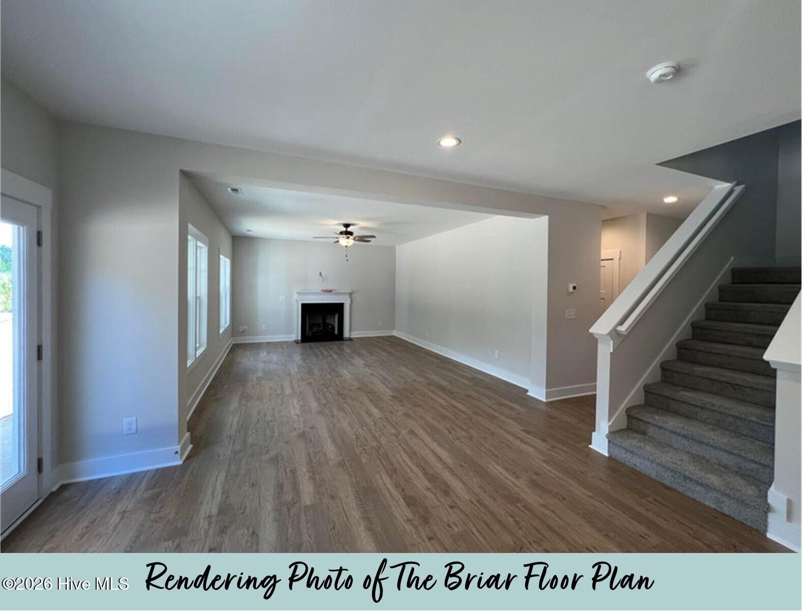 297 Elijah Way Property Photo 7