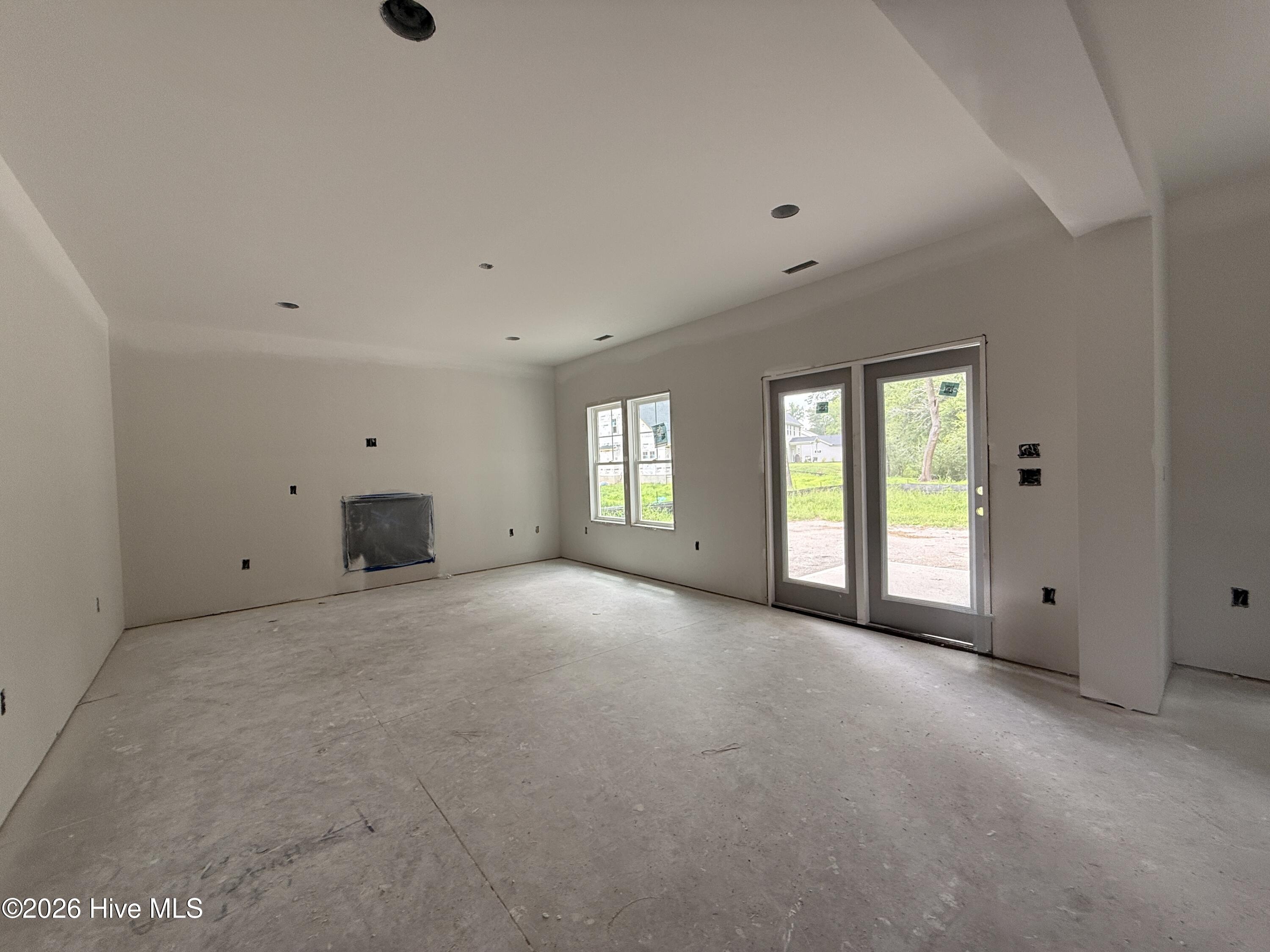297 Elijah Way Property Photo 13