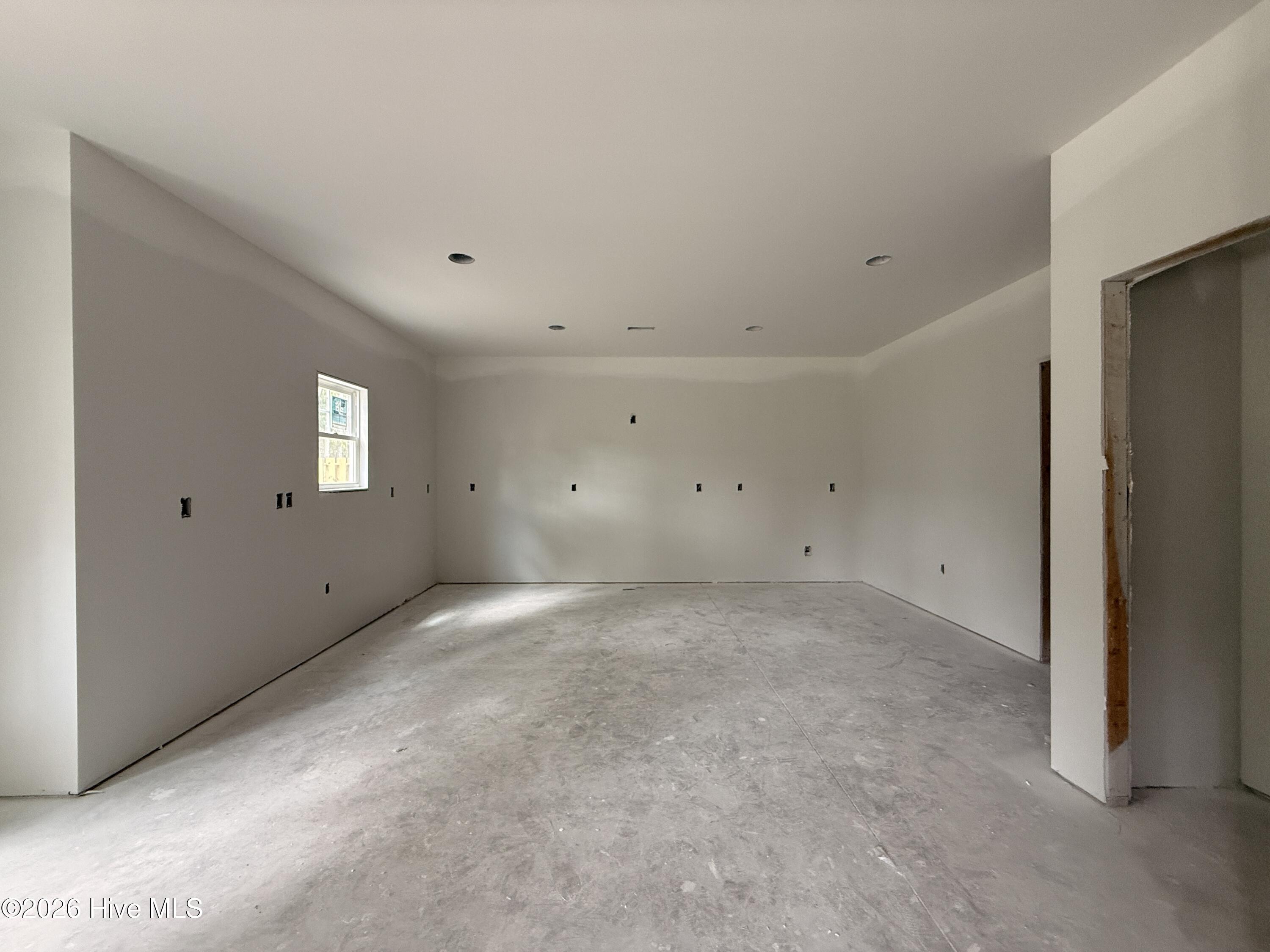 297 Elijah Way Property Photo 14