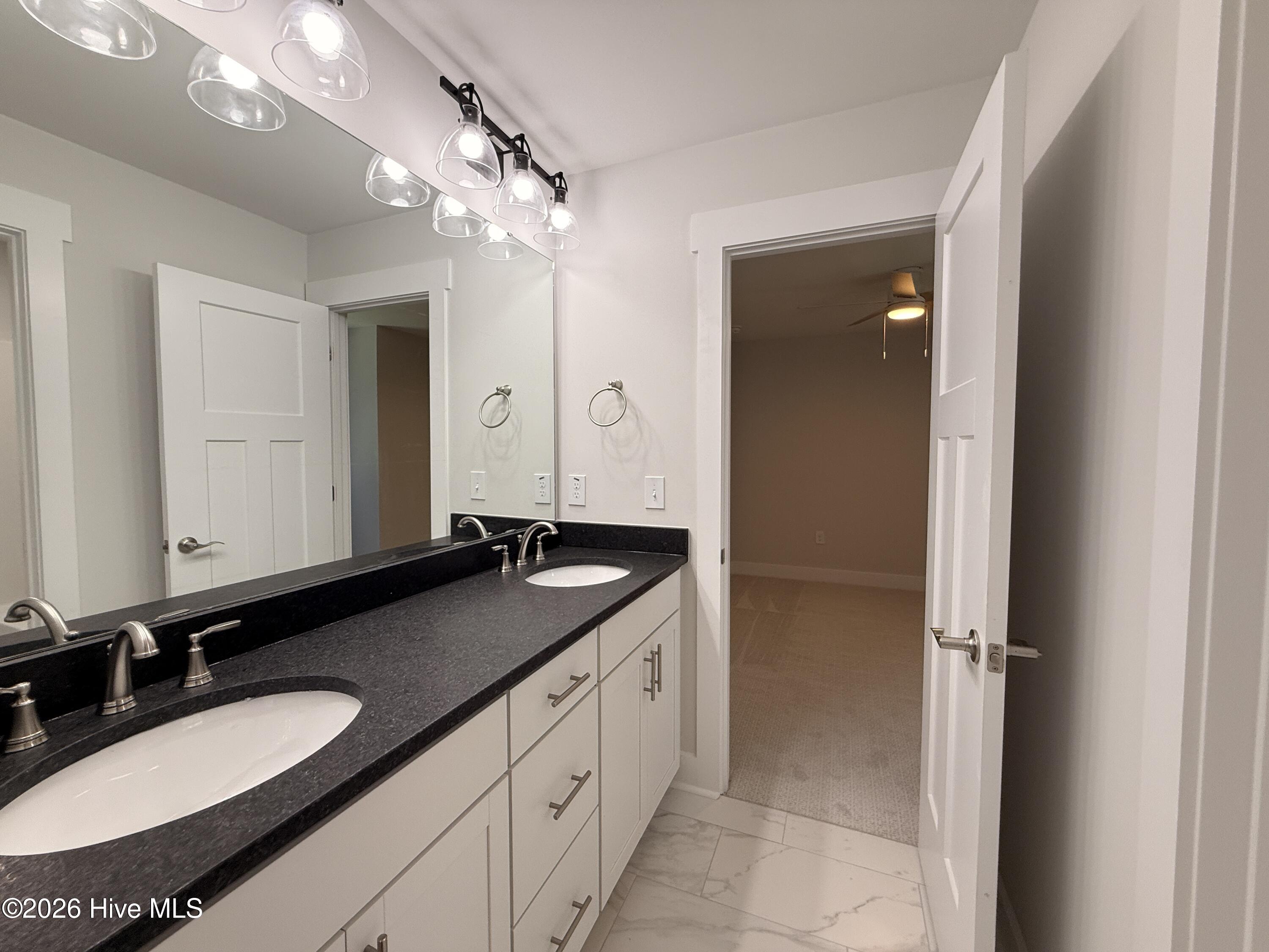 297 Elijah Way Property Photo 21