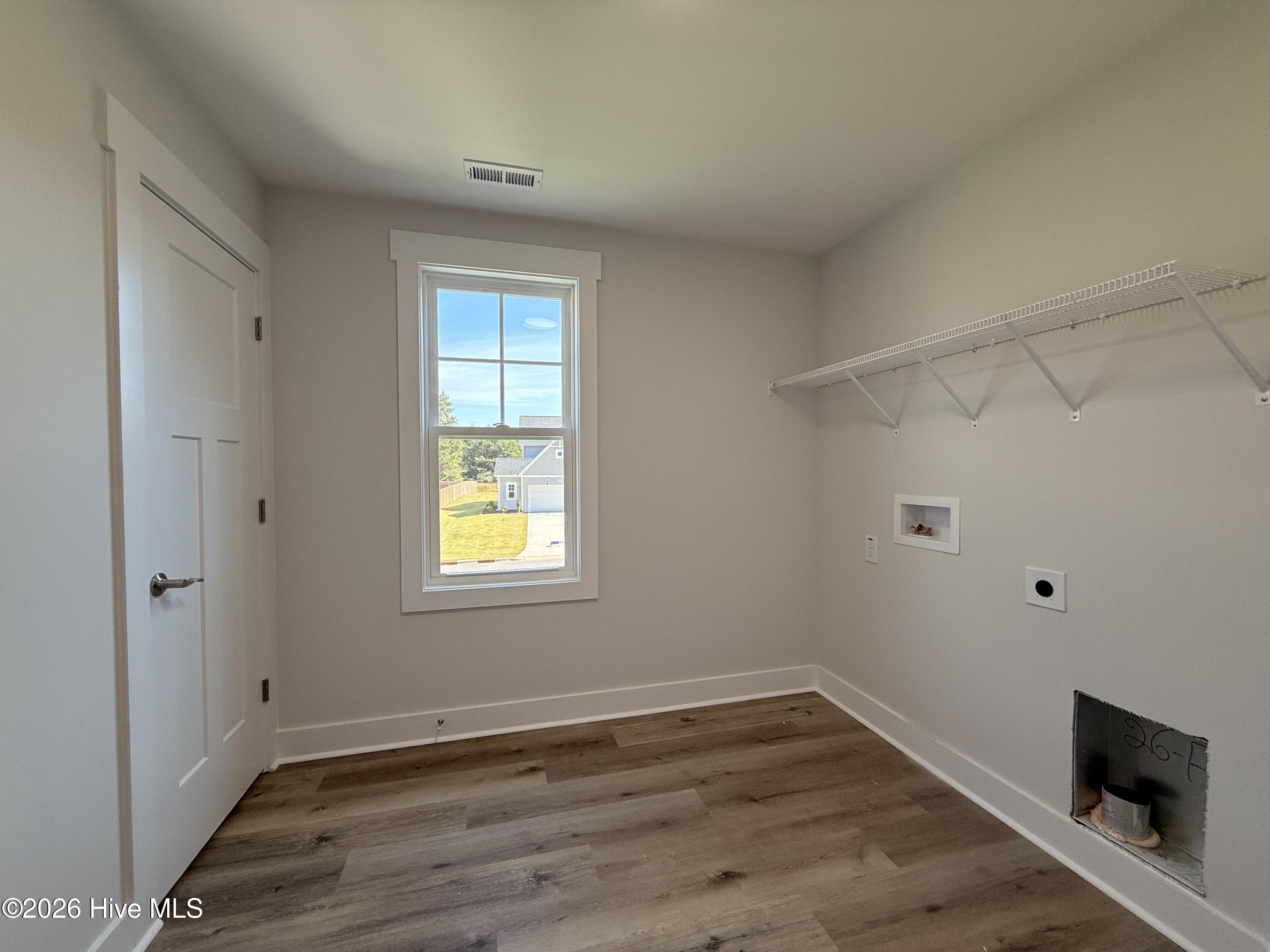 297 Elijah Way Property Photo 35