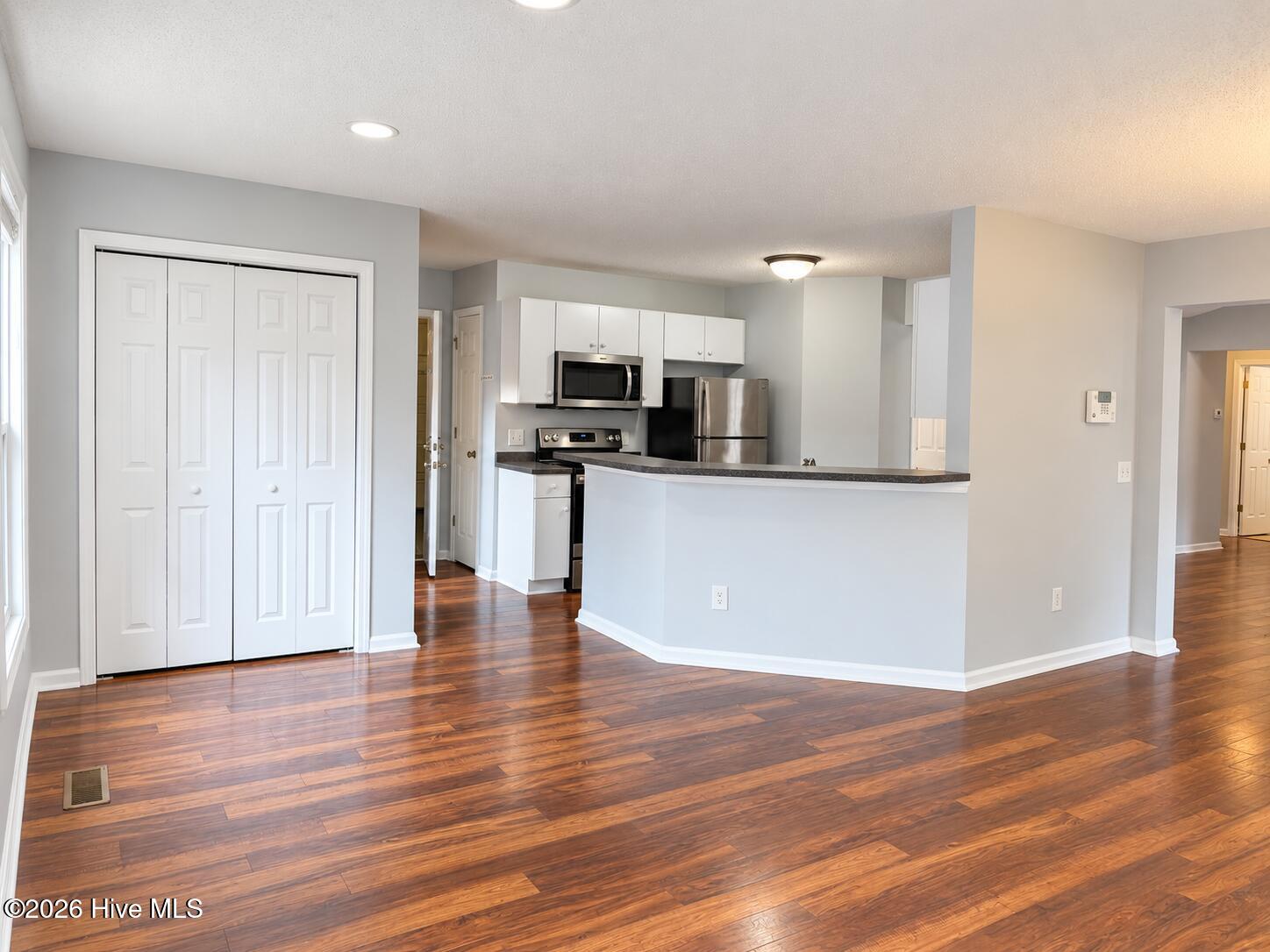 225 Woodgreen Lane Property Photo 3