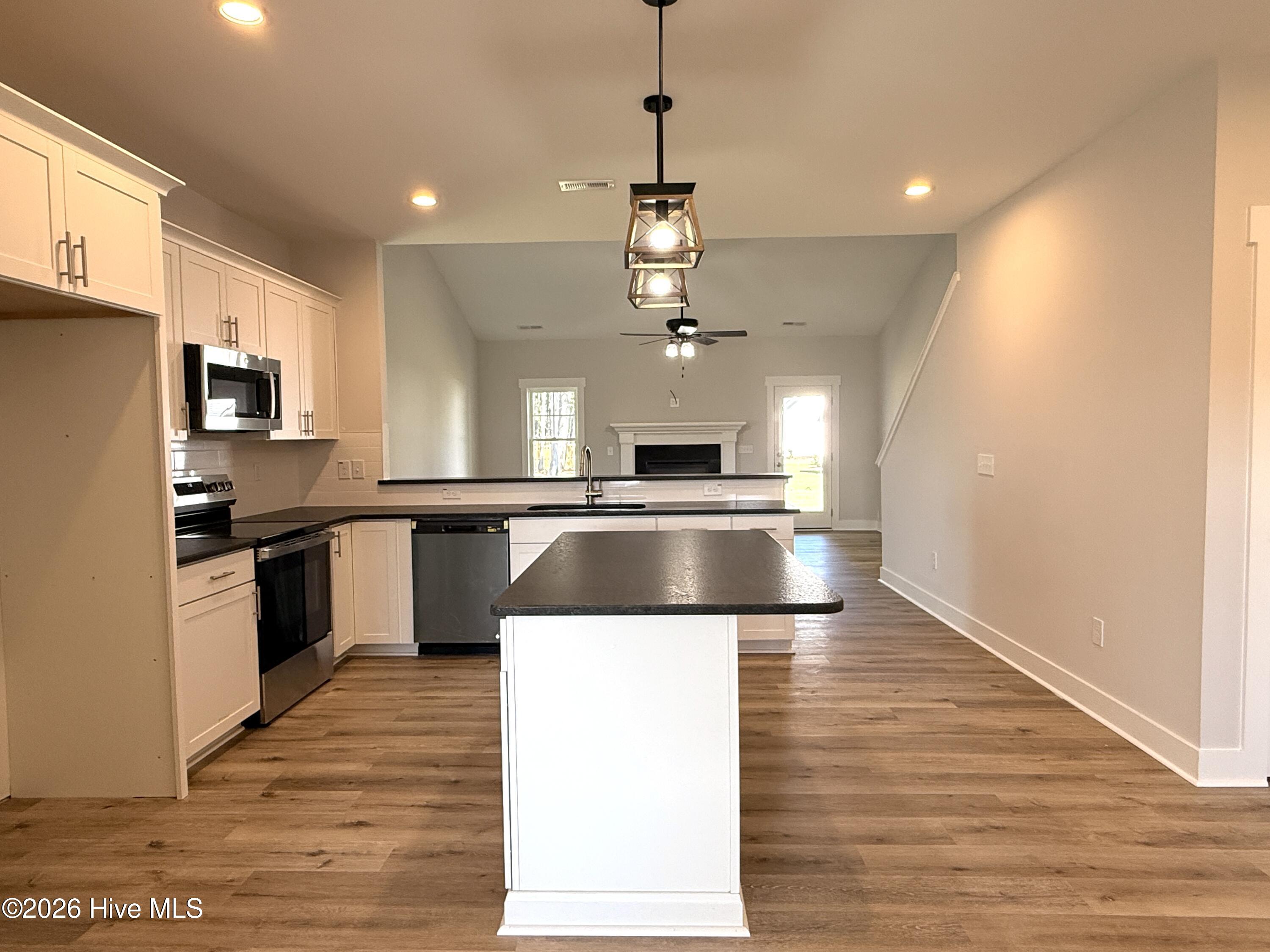 163 Michter Street Property Photo 7